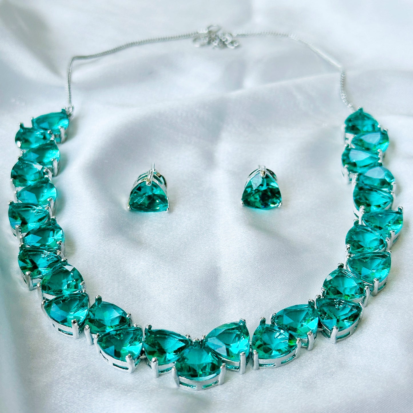 Ariva Collection Sea Green Topaz Cubic Zircon Stones Silver Plated Necklace Set
