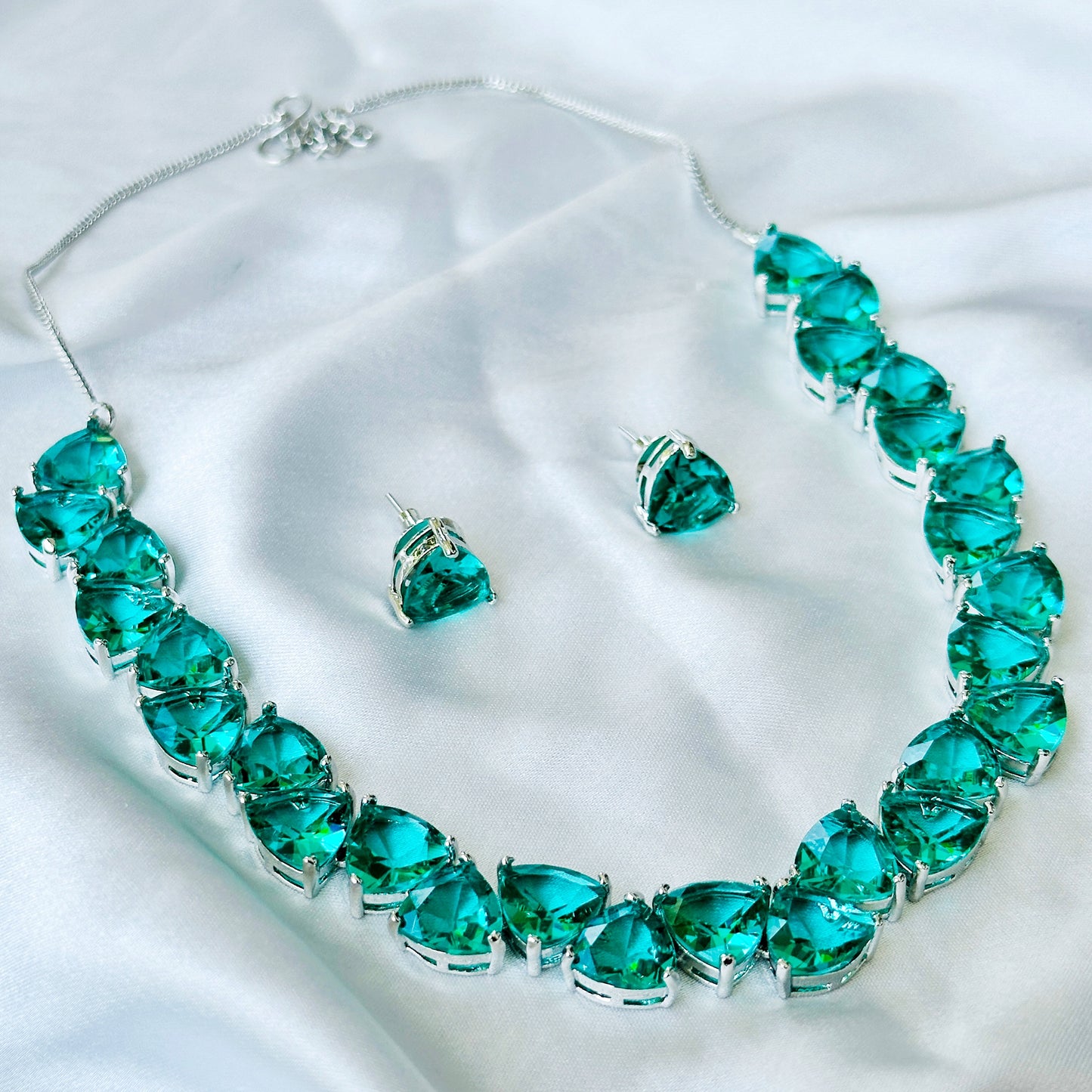 Ariva Collection Sea Green Topaz Cubic Zircon Stones Silver Plated Necklace Set