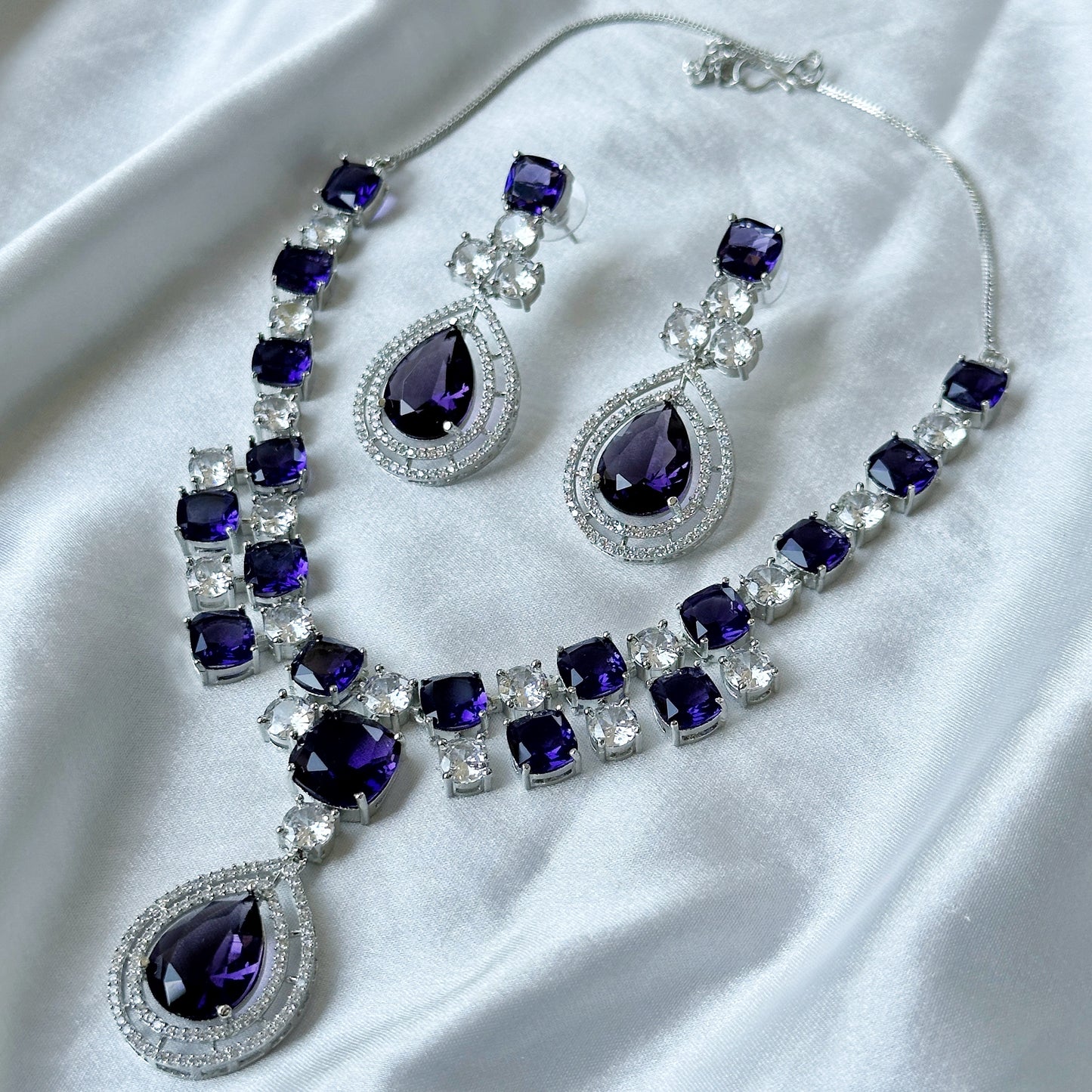Deep Purple Amethyst Cubic Zircon Stone American Diamond Silver Plated Necklace Set
