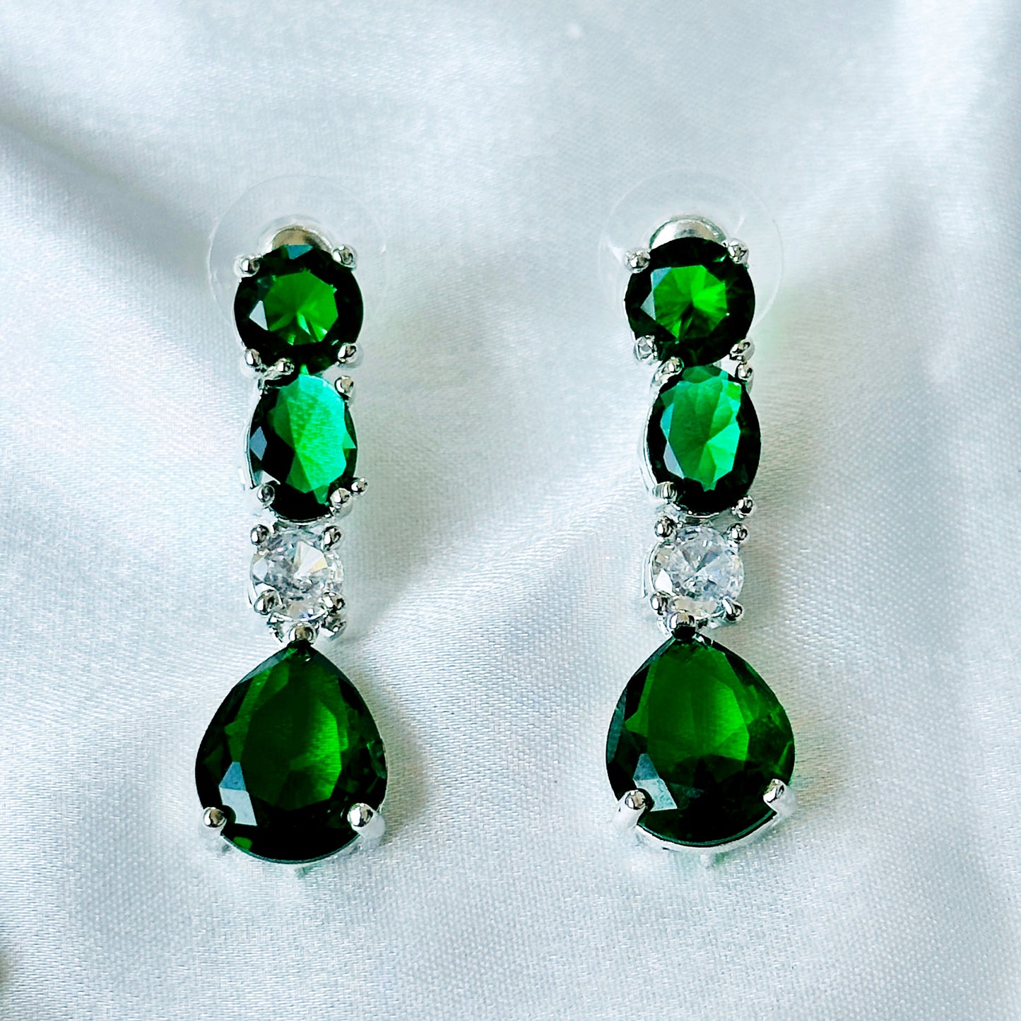 Green Emerald Cubic Zircon Stones American Diamond Silver Plated Necklace Set