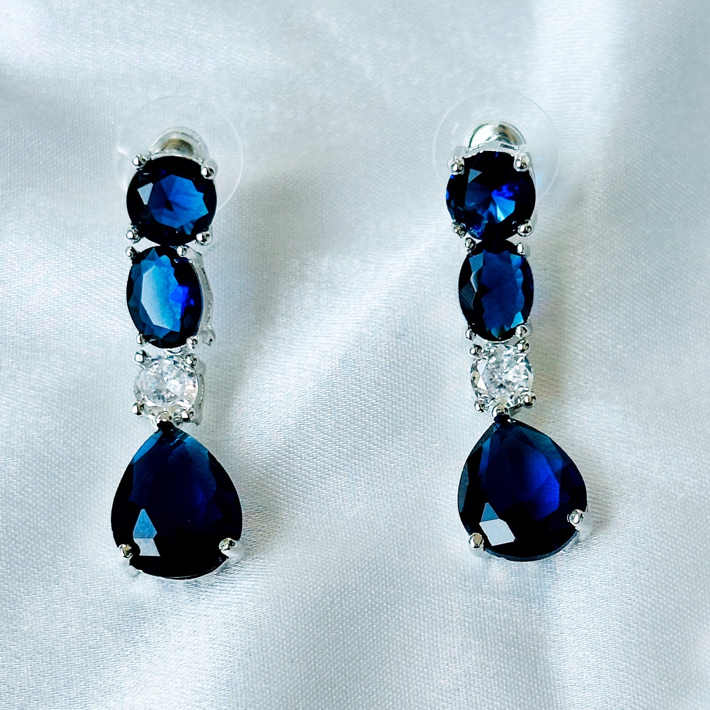 Blue Sapphire Cubic Zircon Stones American Diamond Silver Plated Necklace Set