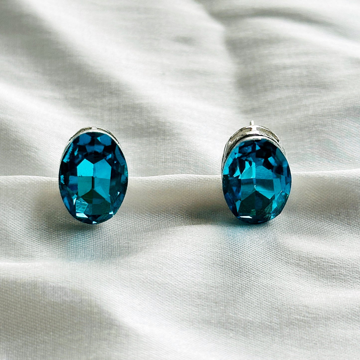 Aqua Blue Indicolite Swarovski Crystal Silver Plated Necklace Set