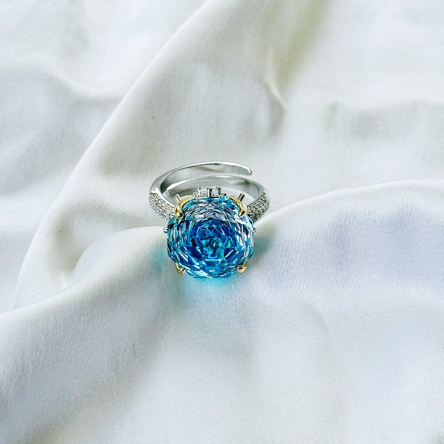 Aqua Blue White Sapphire Cubic Zirconia Ice Cut American Diamond Gold/Silver Plated Adjustable Ring