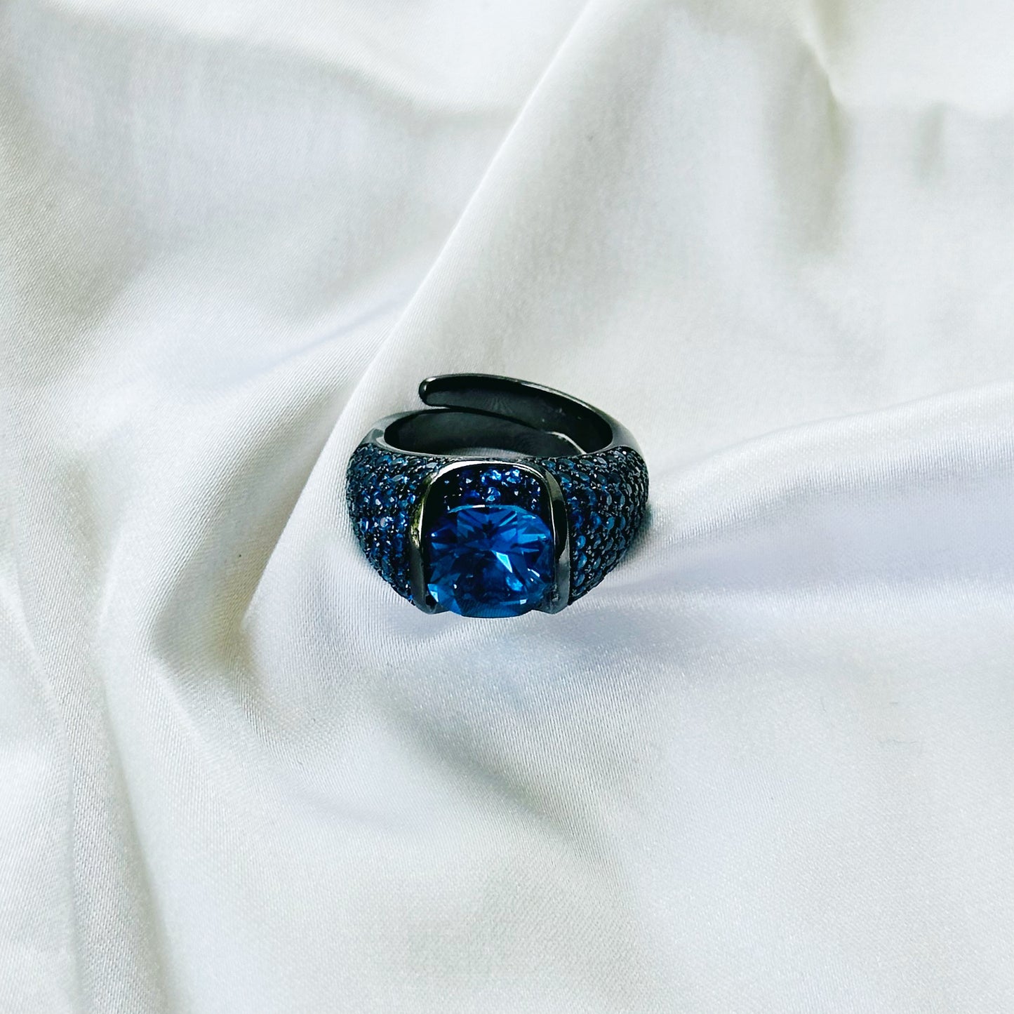 Blue Sapphire Cubic Zirconia Ice Cut American Diamond Victorian Plated Adjustable Ring
