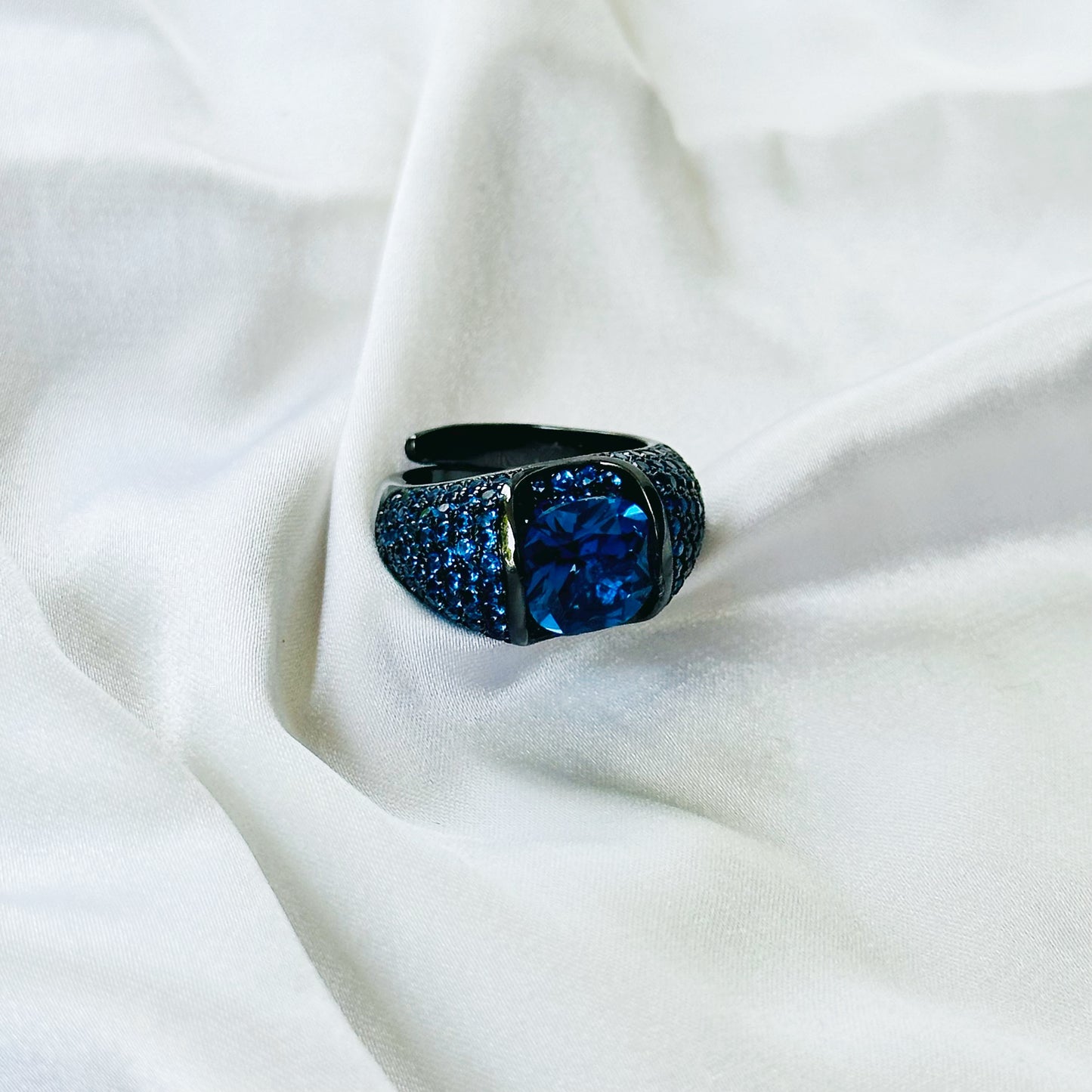 Blue Sapphire Cubic Zirconia Ice Cut American Diamond Victorian Plated Adjustable Ring