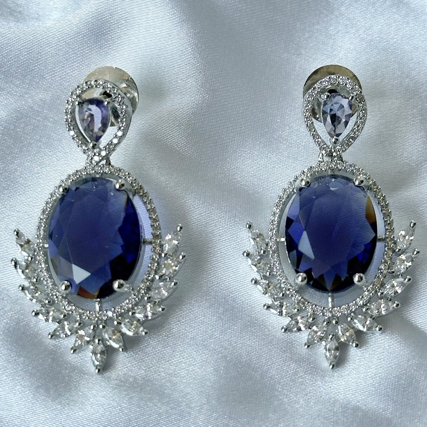 Deep Purple Amethyst Cubic Zircon Stone American Diamond Silver Plated Necklace Set