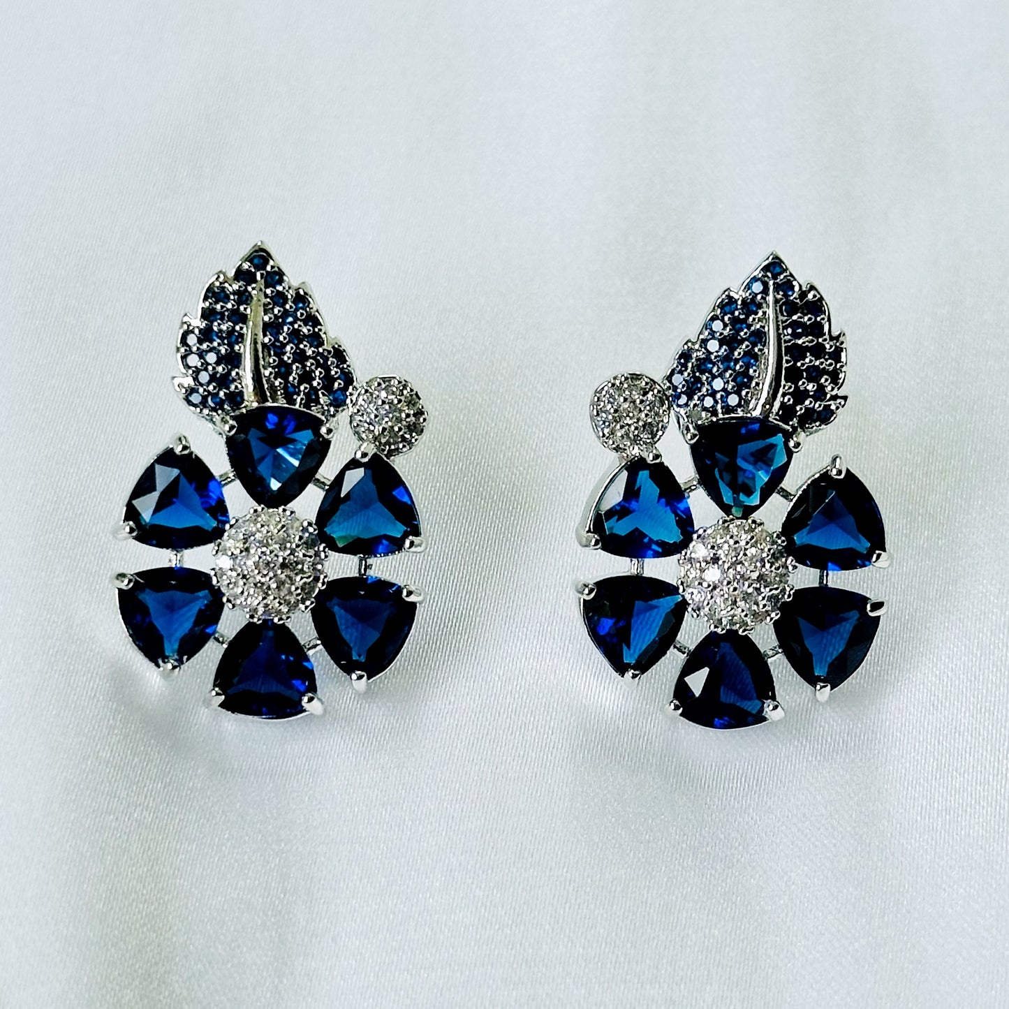 Blue Sapphire Cubic Zircon American Diamond Silver Plated Pendant Set