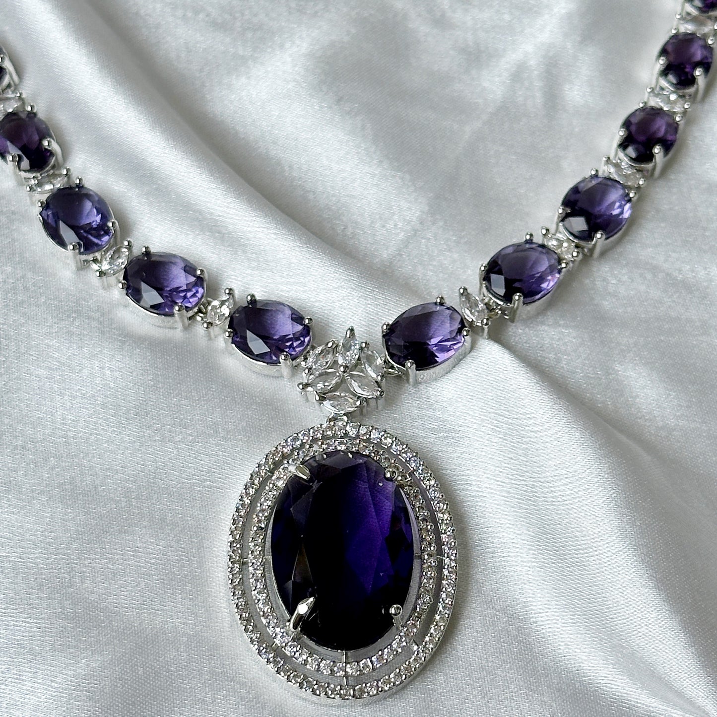 Deep Purple Amethyst Cubic Zircon Stone American Diamond Silver Plated Necklace Set