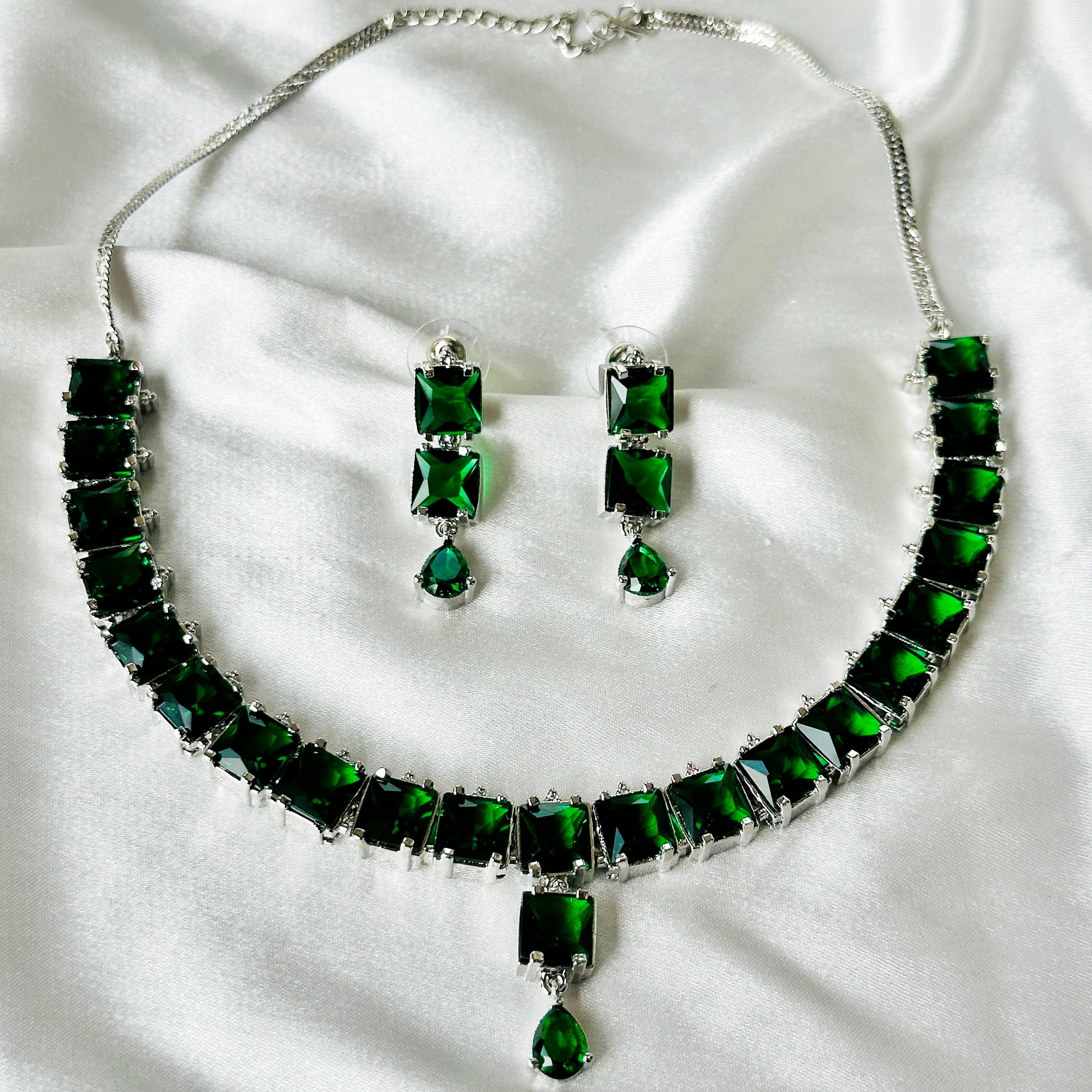 Green Emerald Cubic Zircon Stones Silver Plated Necklace Set