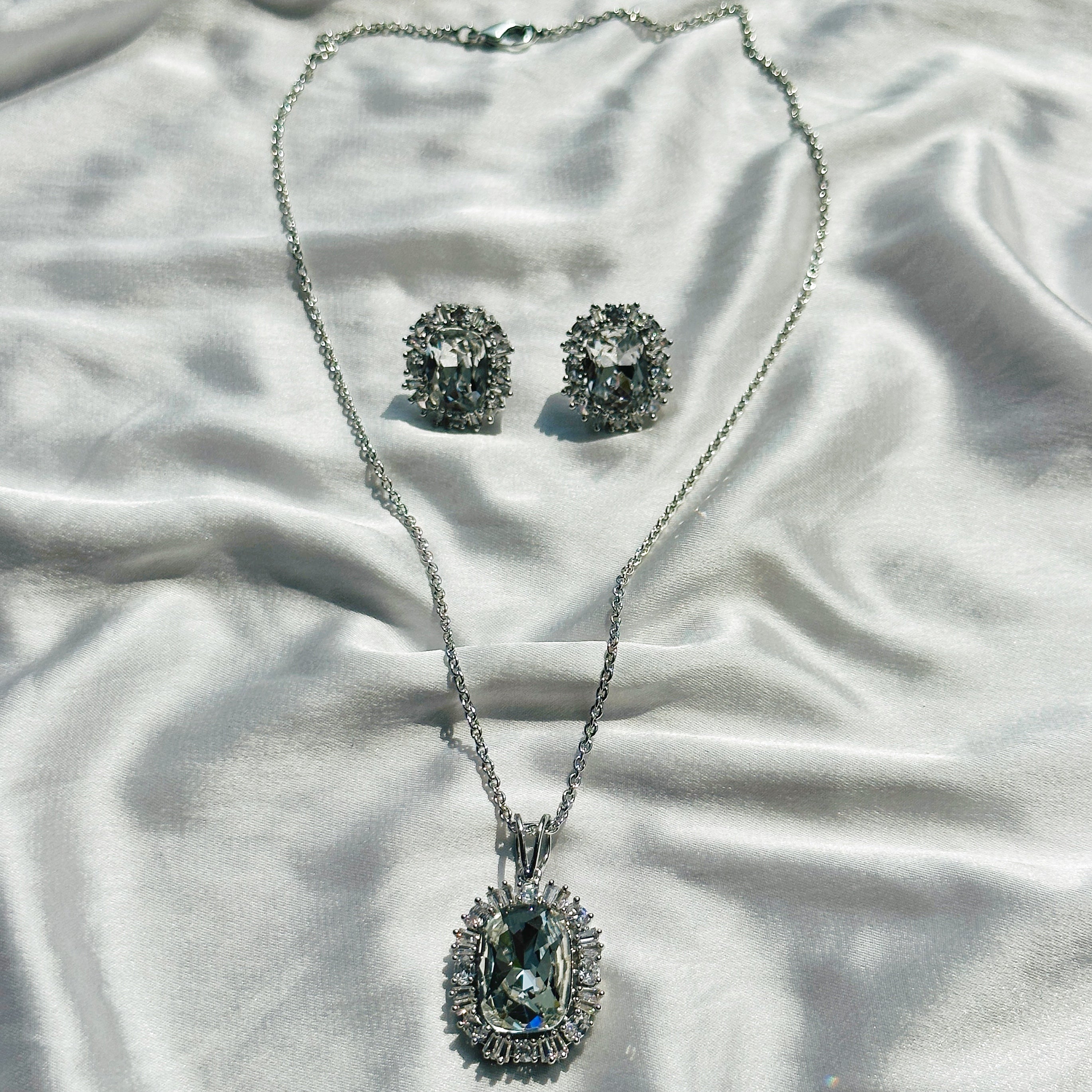 White Crystal Swarovski Crystal Silver Plated Pendant Set