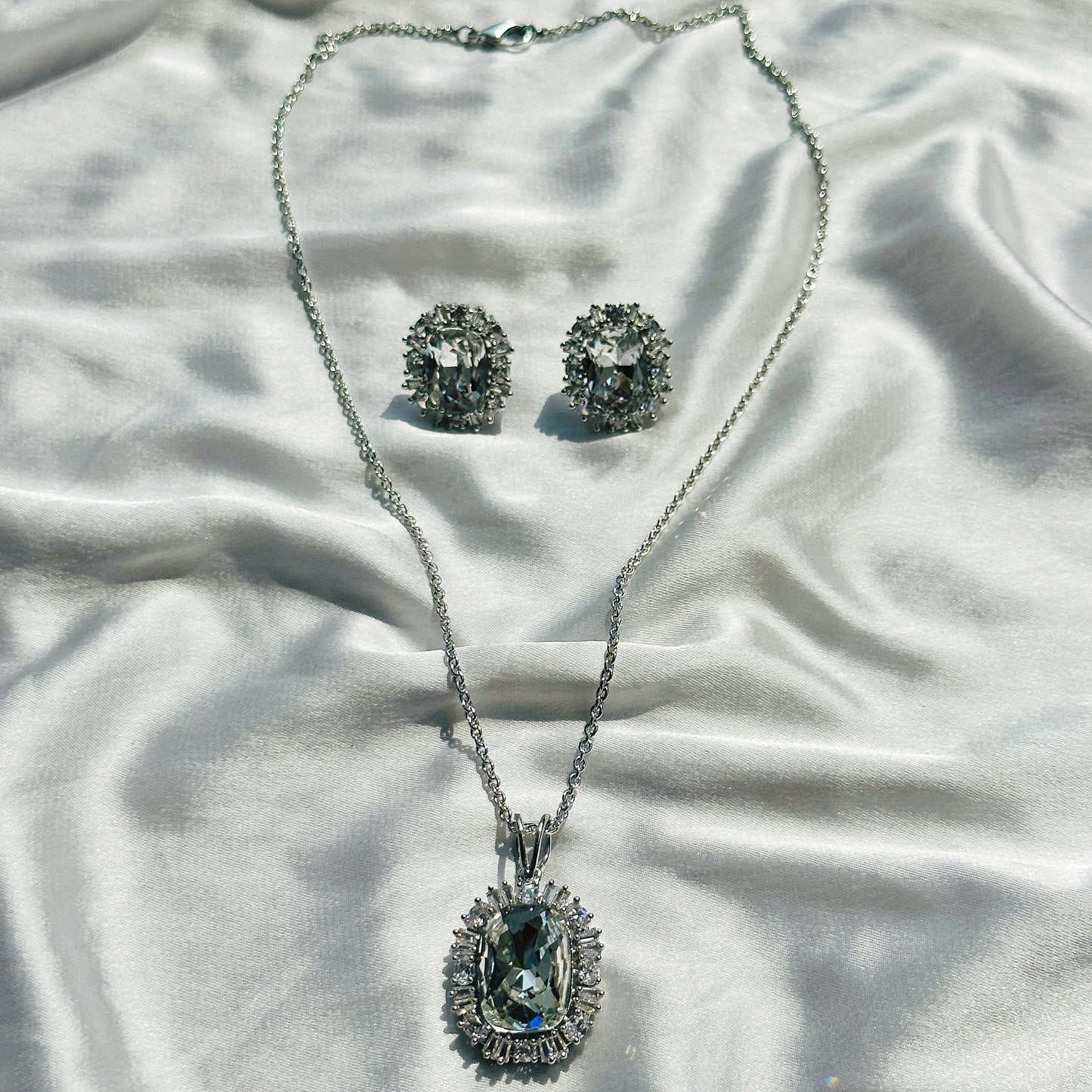 White Crystal Swarovski Crystal Silver Plated Pendant Set