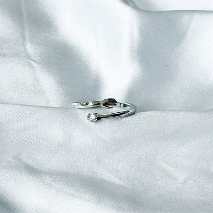 Hug Design Silver Plated Adjustable Ring