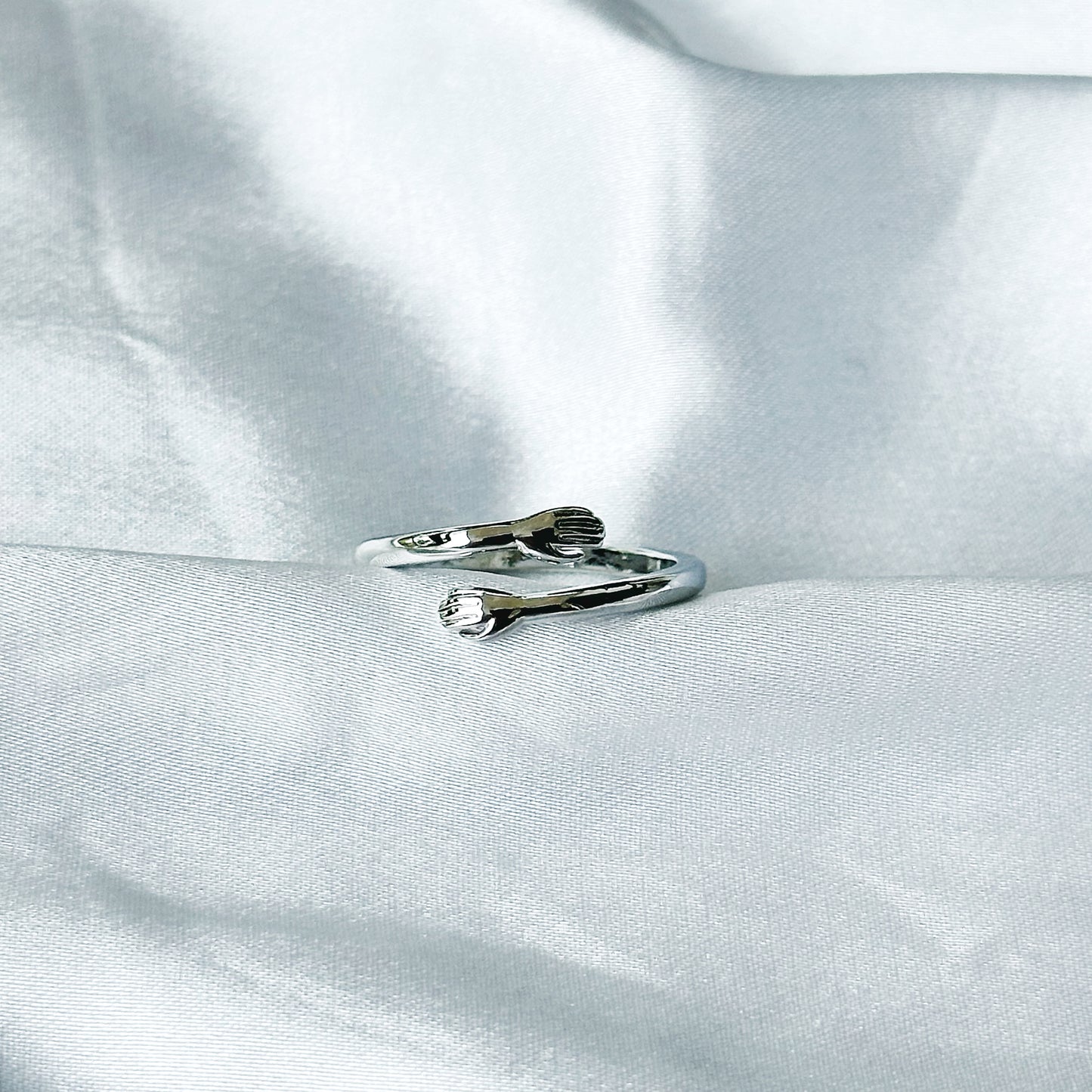 Hug Design Silver Plated Adjustable Ring