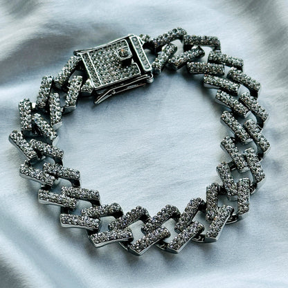 Solitaire Cubic Zirconia Iced-Out American Diamond Silver Plated Cuban Chain Bracelet