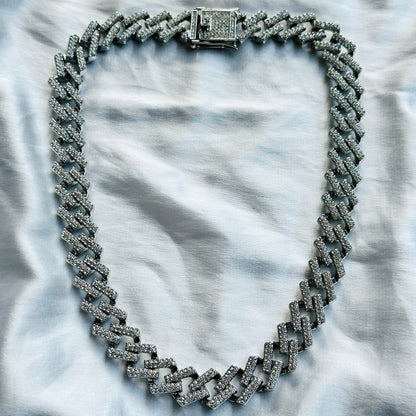 Solitaire Cubic Zirconia Iced-Out American Diamond Silver Plated Cuban Neck Chain [Unisex (18 Inches)]