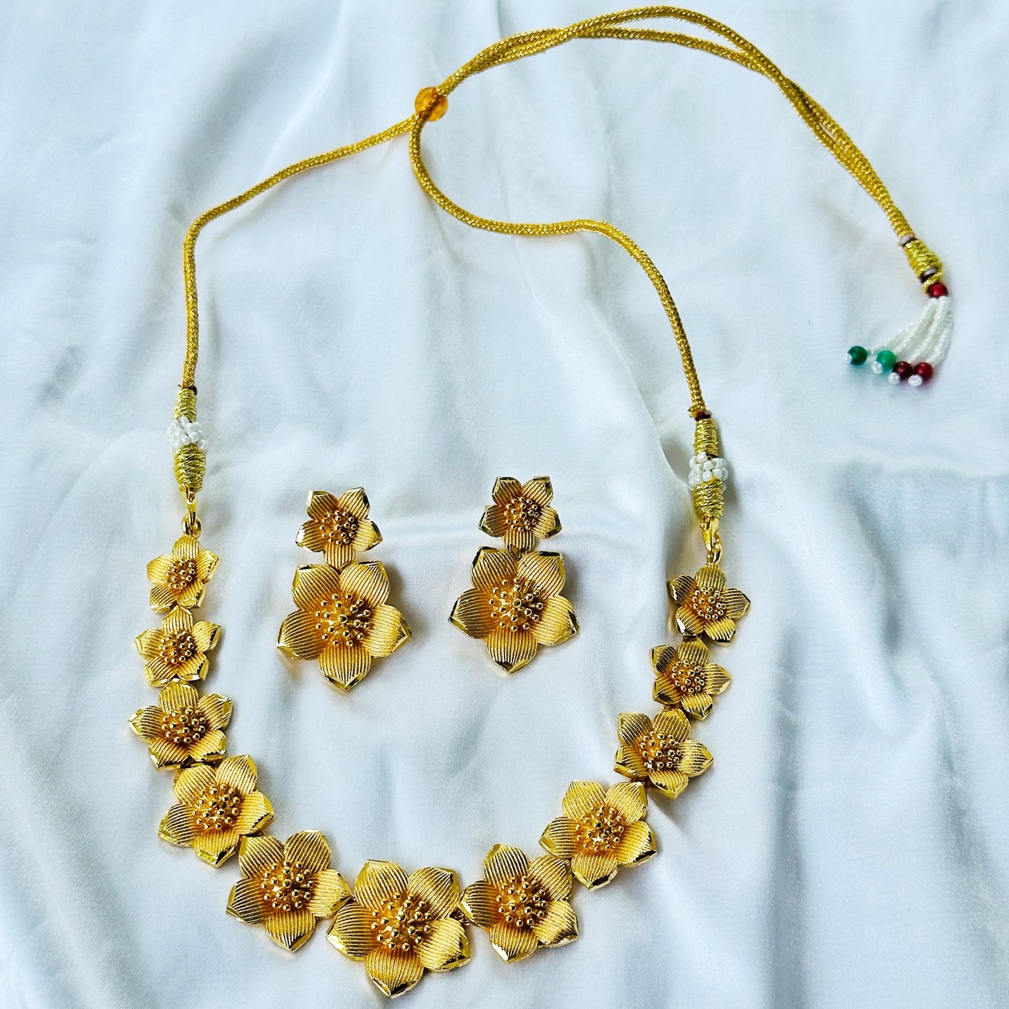 Floral Design 1 Micron Gold Plated Necklace Set
