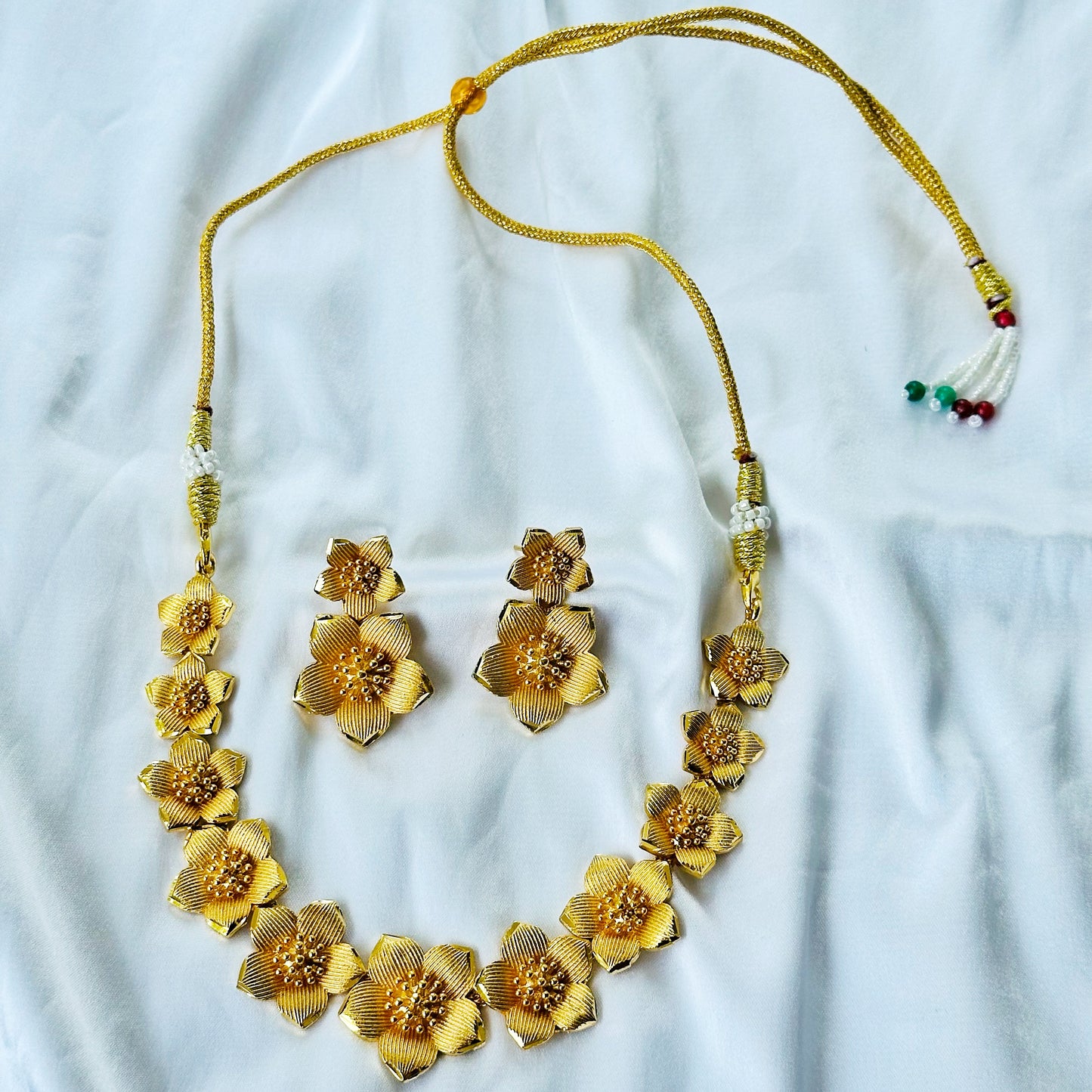 Floral Design 1 Micron Gold Plated Necklace Set