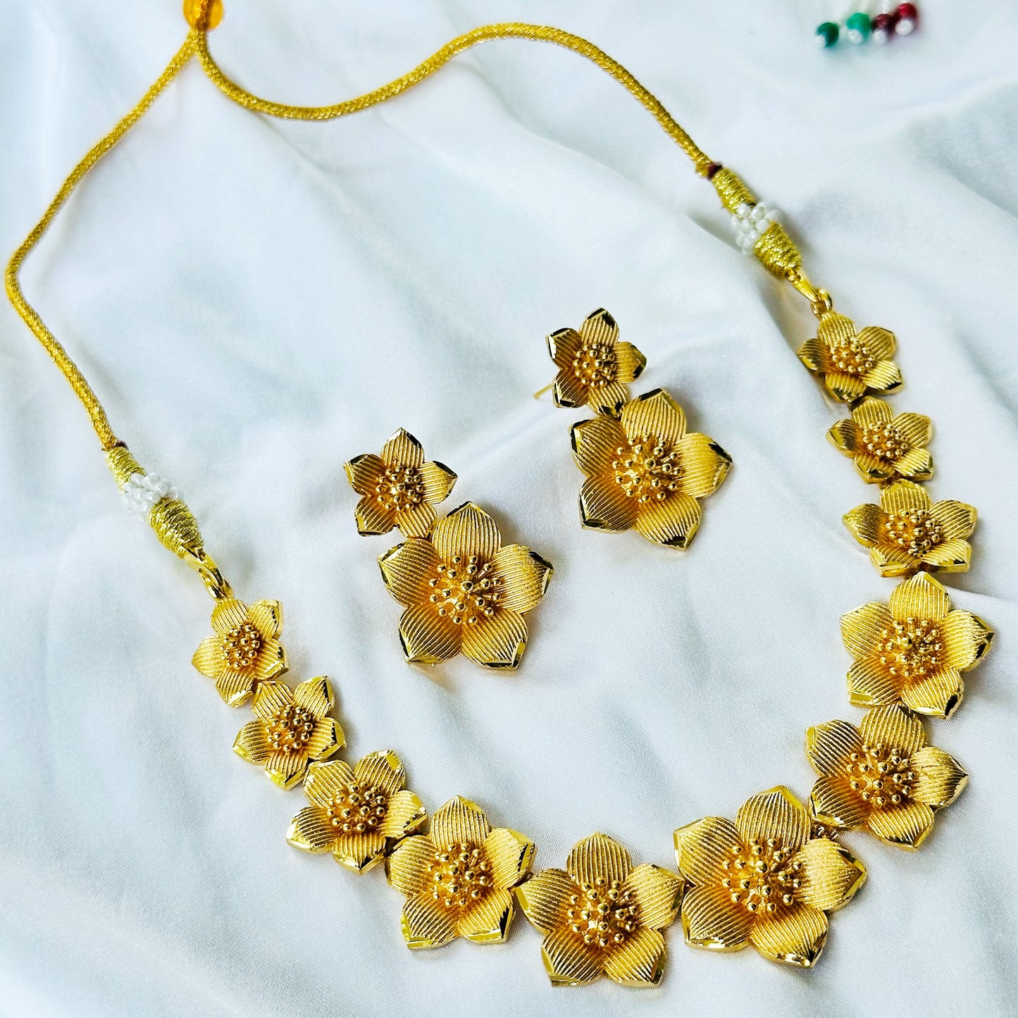 Floral Design 1 Micron Gold Plated Necklace Set