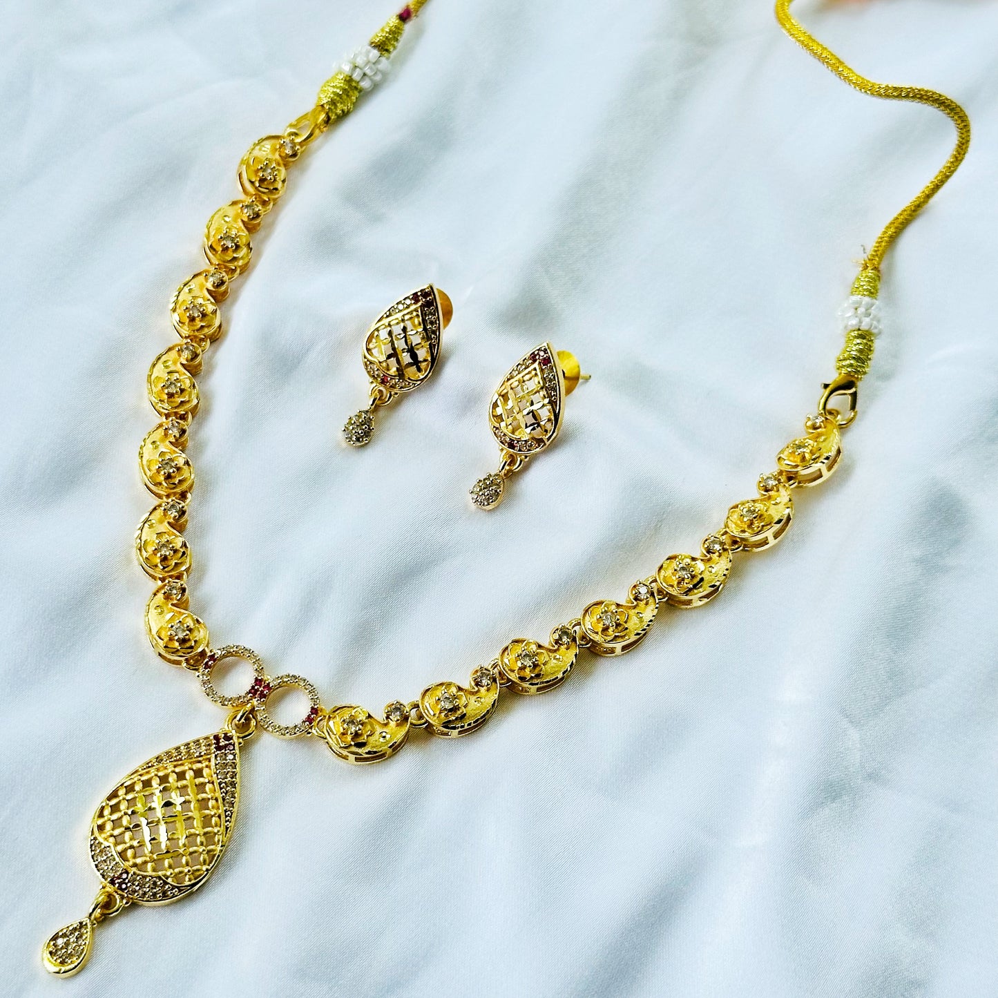 Drop Design American Diamond 1 Micron Gold Plated Necklace Set