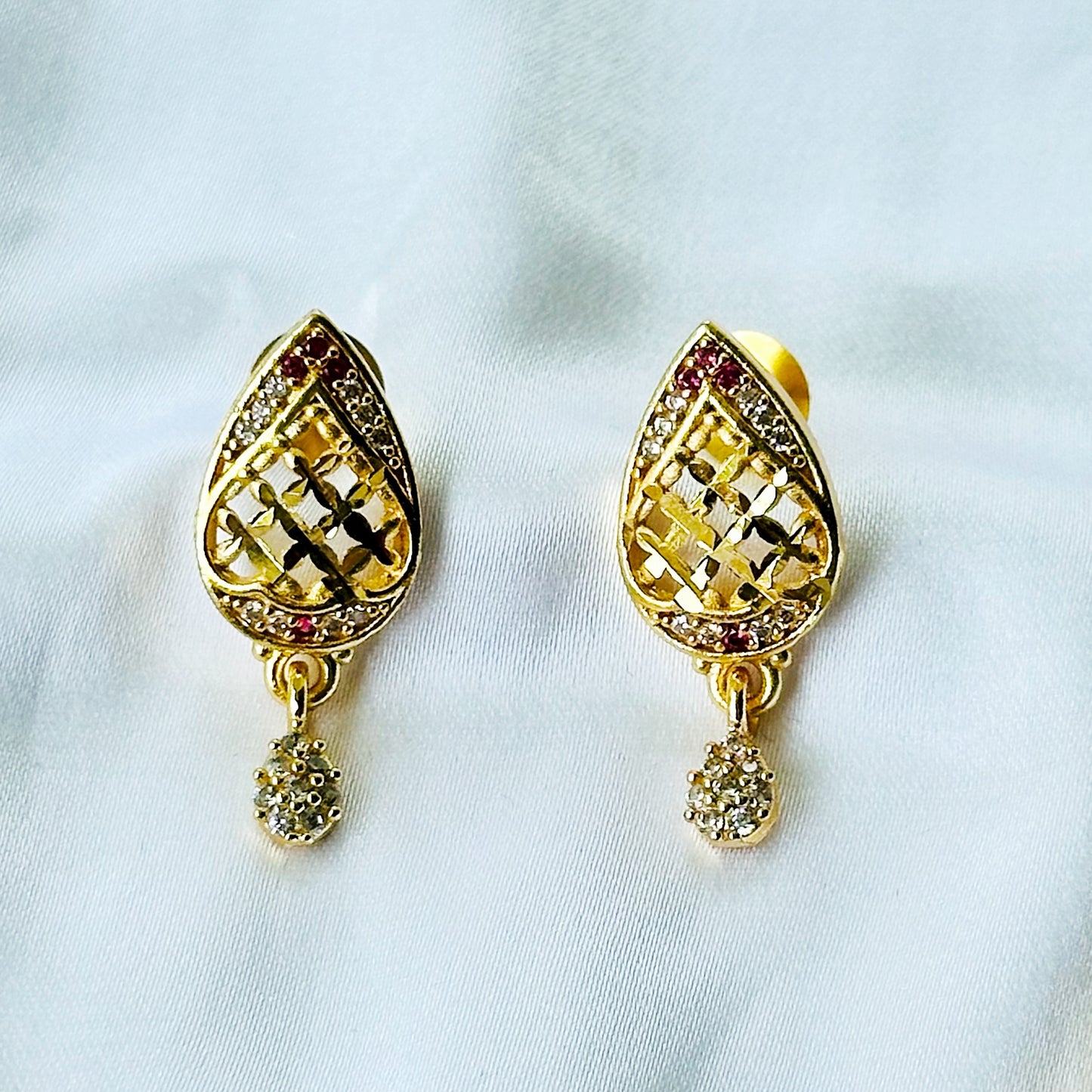 Drop Design American Diamond 1 Micron Gold Plated Necklace Set