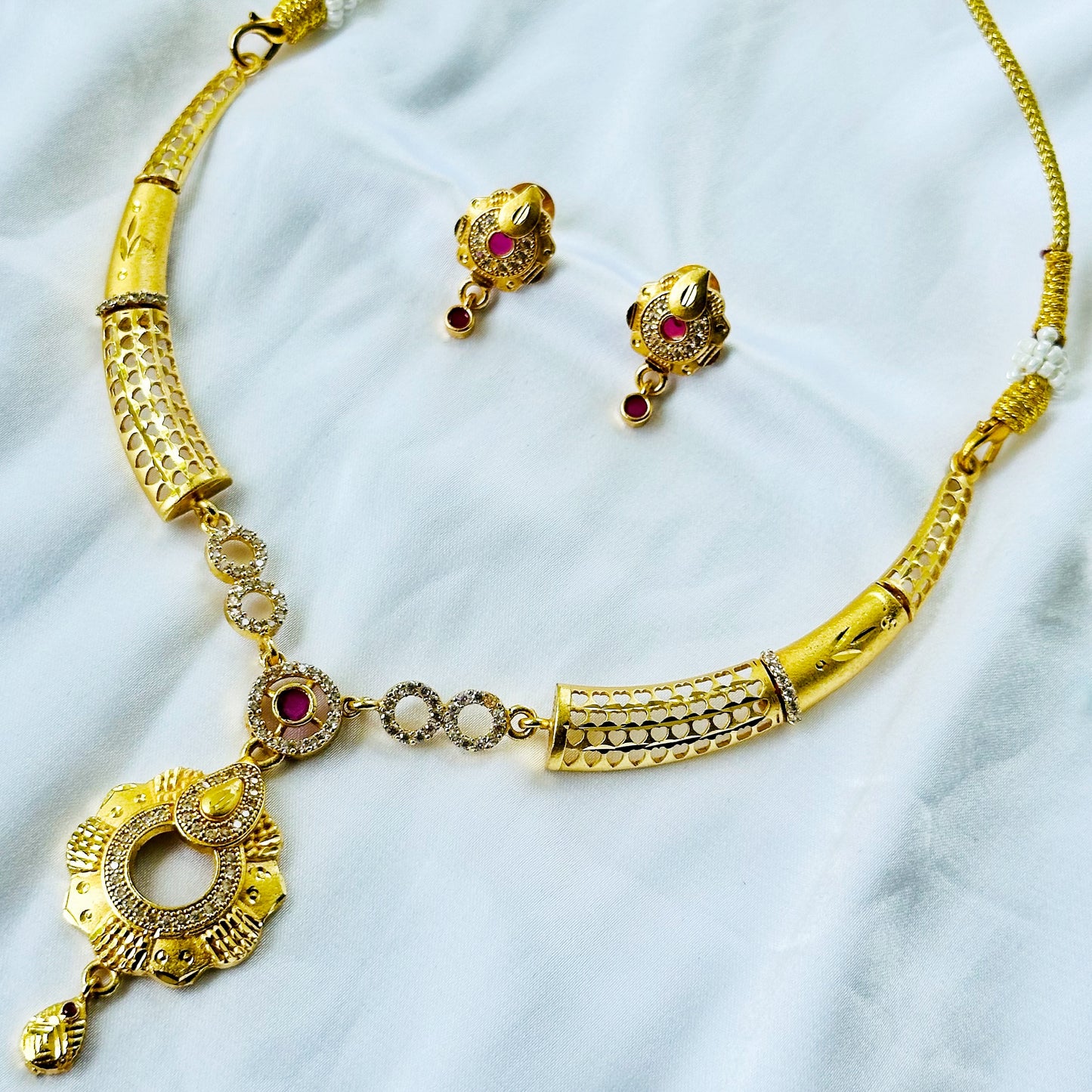 Round Floral Design American Diamond 1 Micron Gold Plated Necklace Set