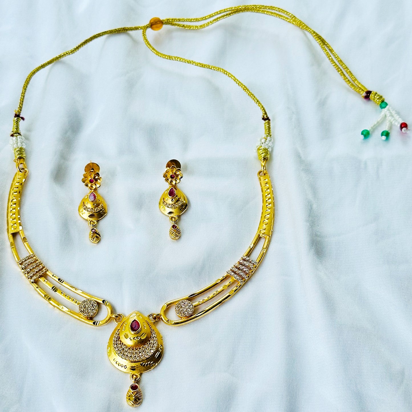 Drop Design American Diamond 1 Micron Gold Plated Necklace Set