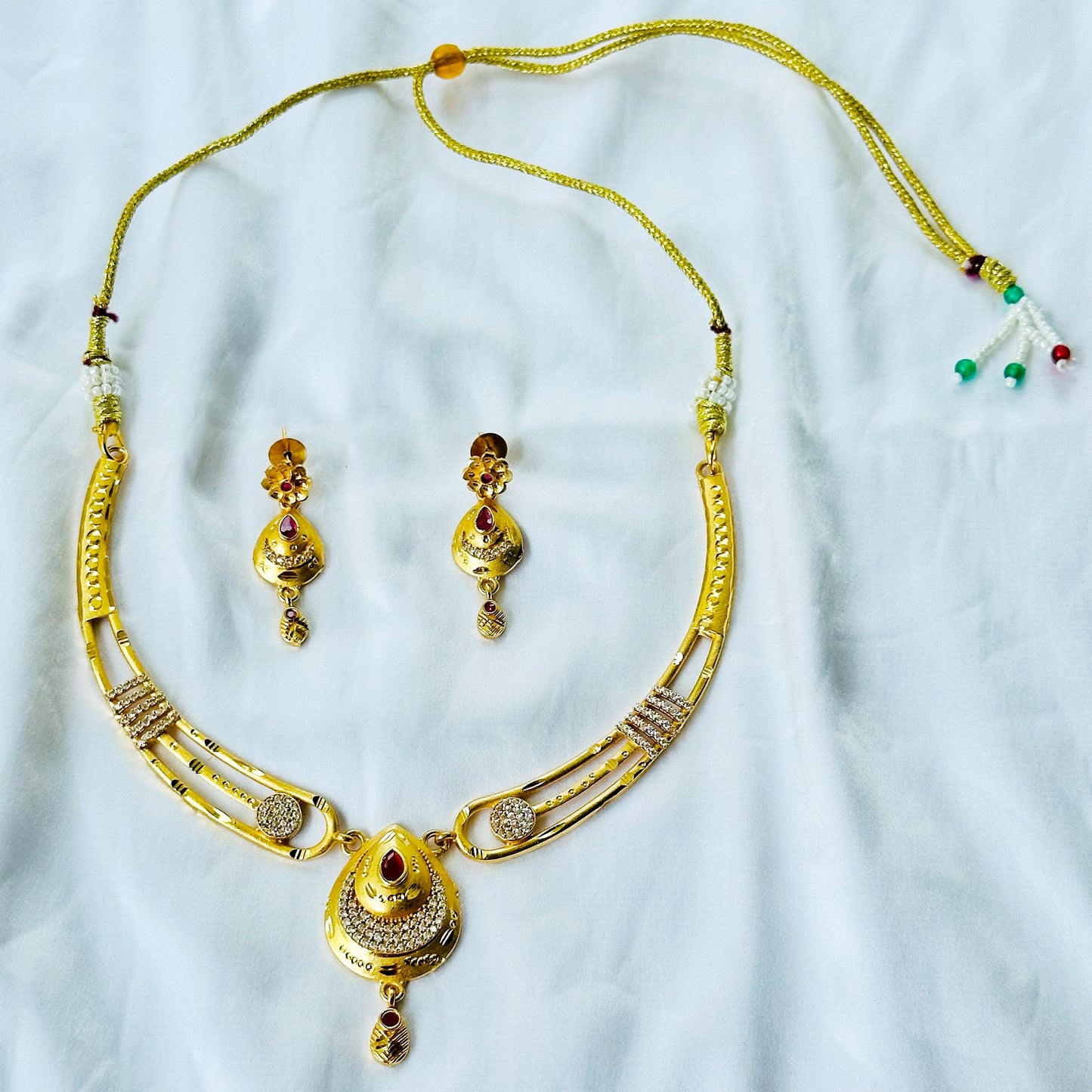 Drop Design American Diamond 1 Micron Gold Plated Necklace Set