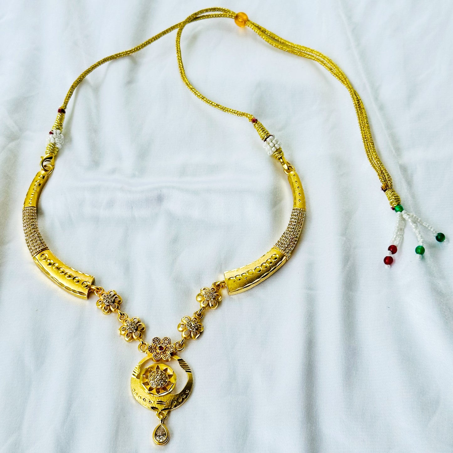 Round Floral Design American Diamond 1 Micron Gold Plated Necklace Set