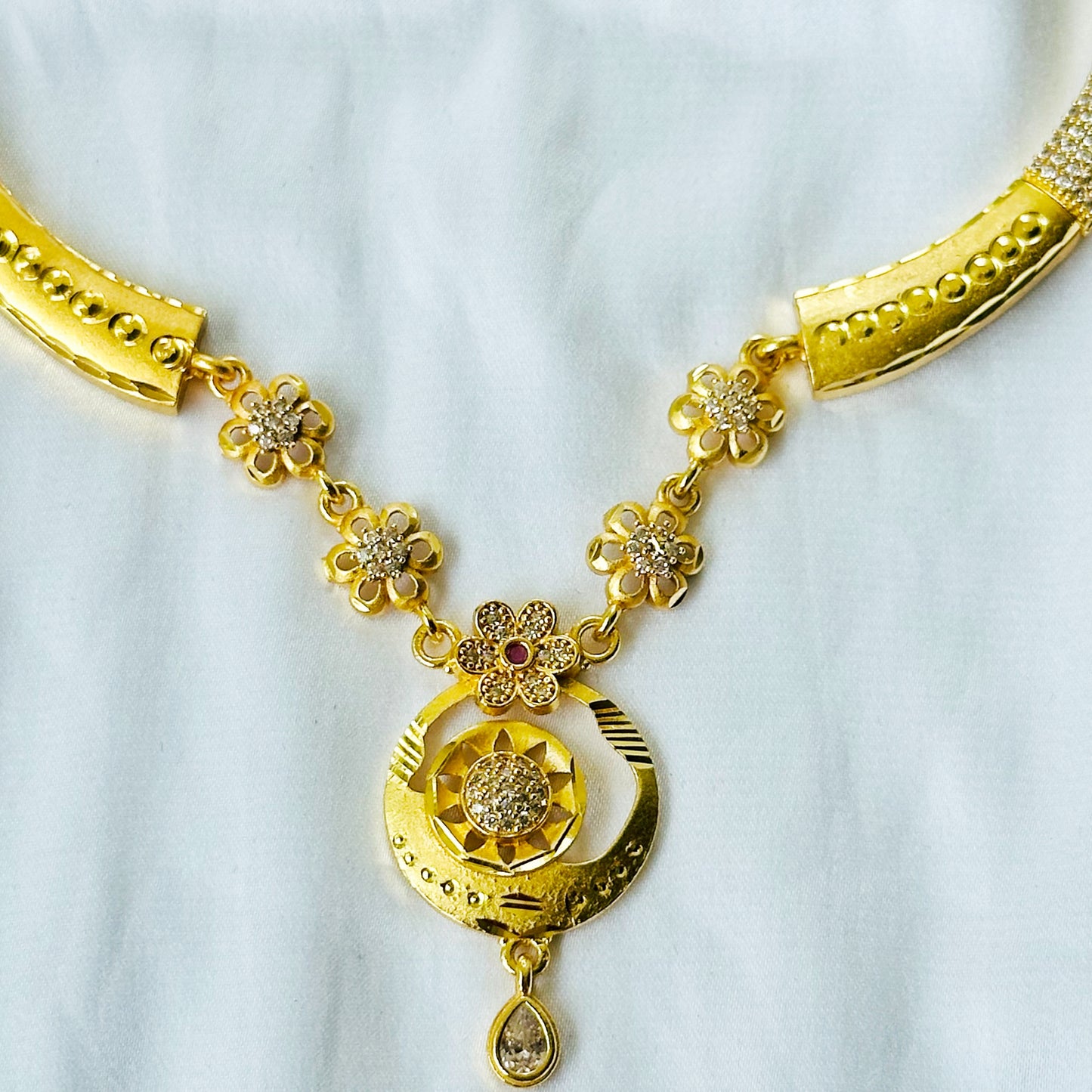 Round Floral Design American Diamond 1 Micron Gold Plated Necklace Set