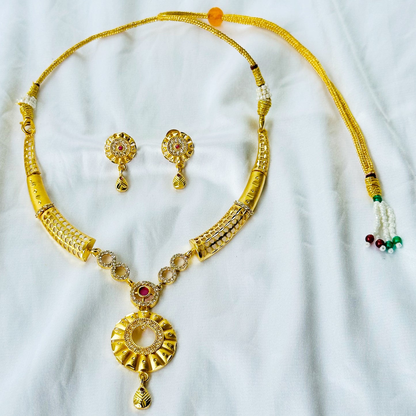 Round Design American Diamond 1 Micron Gold Plated Necklace Set