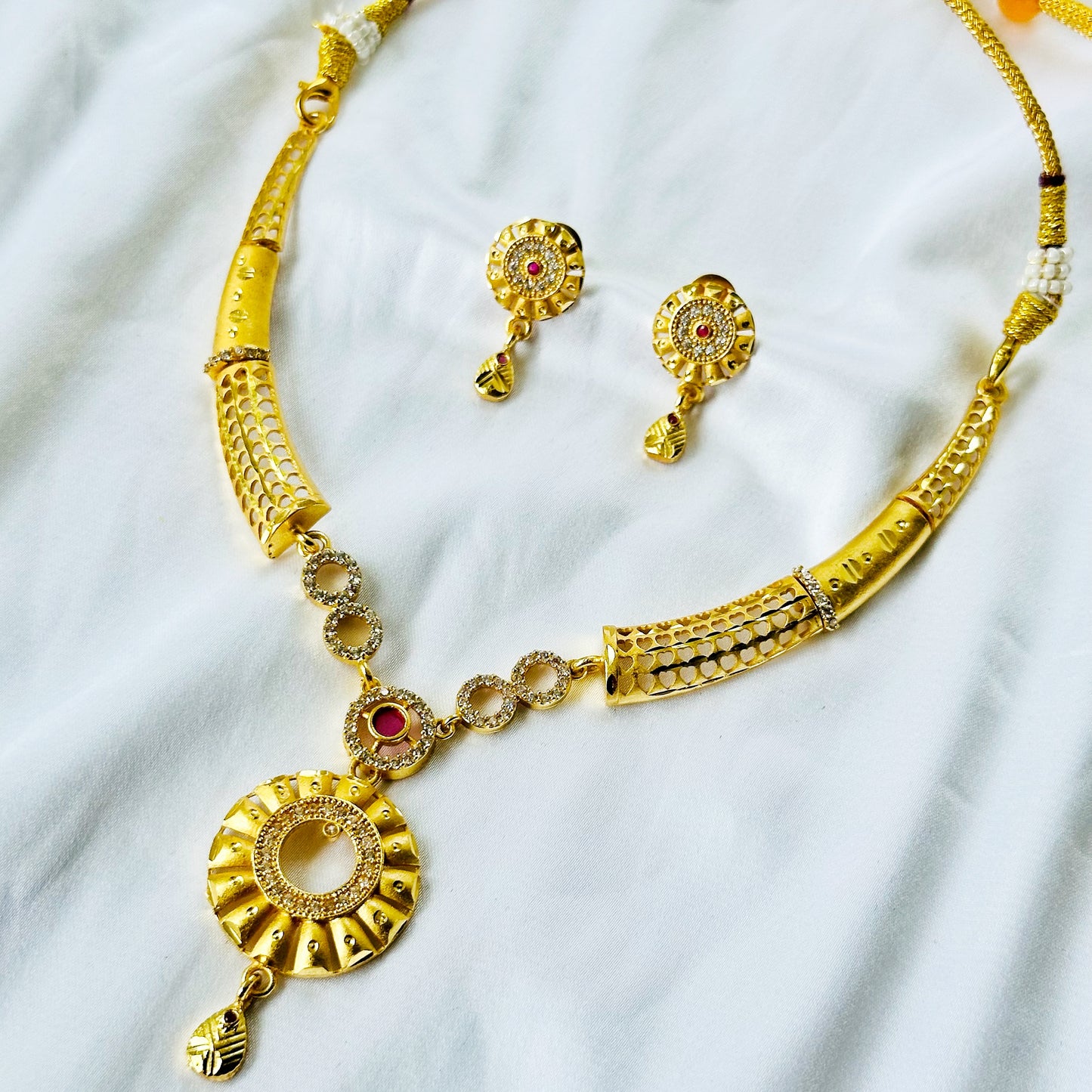 Round Design American Diamond 1 Micron Gold Plated Necklace Set