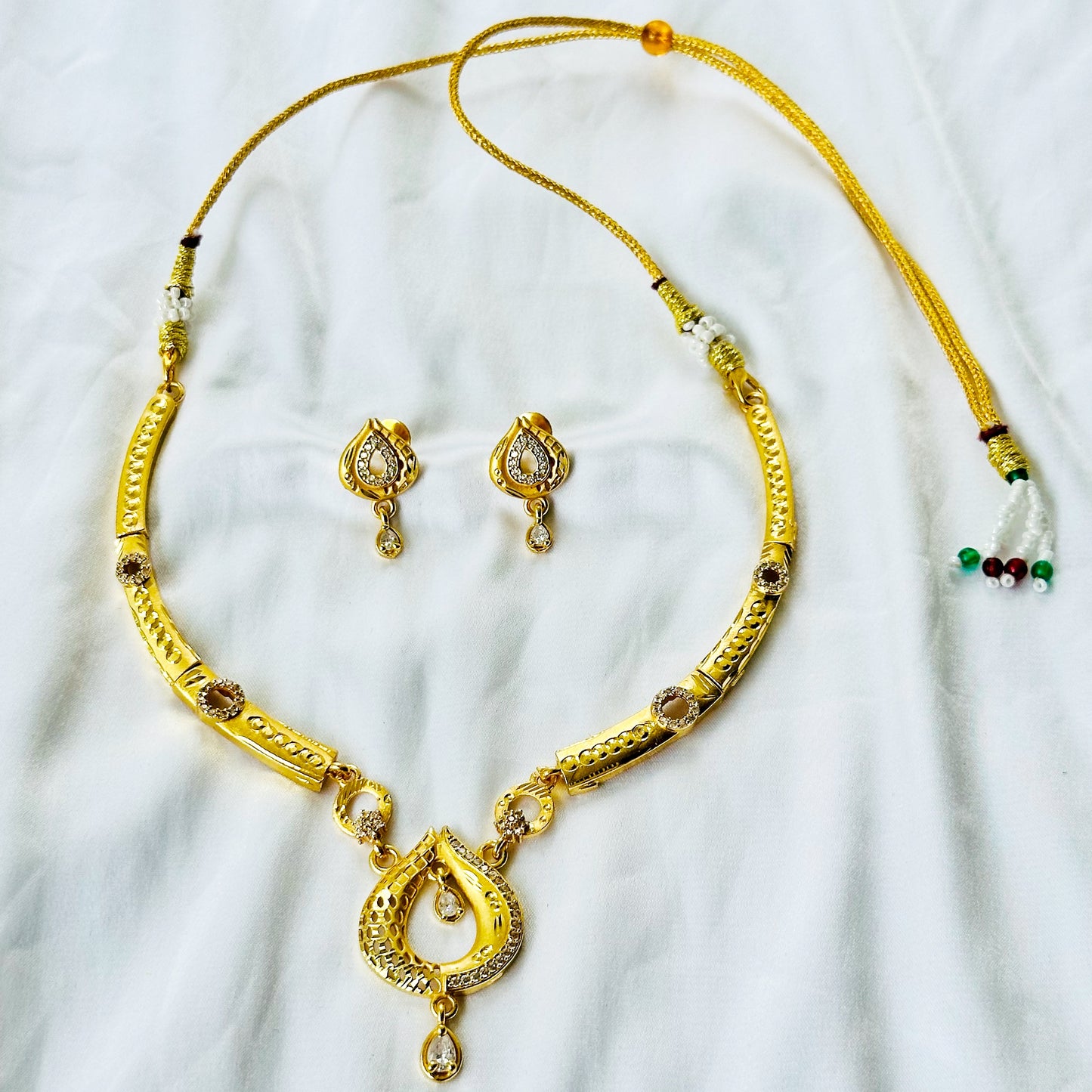 Drop Design American Diamond 1 Micron Gold Plated Necklace Set