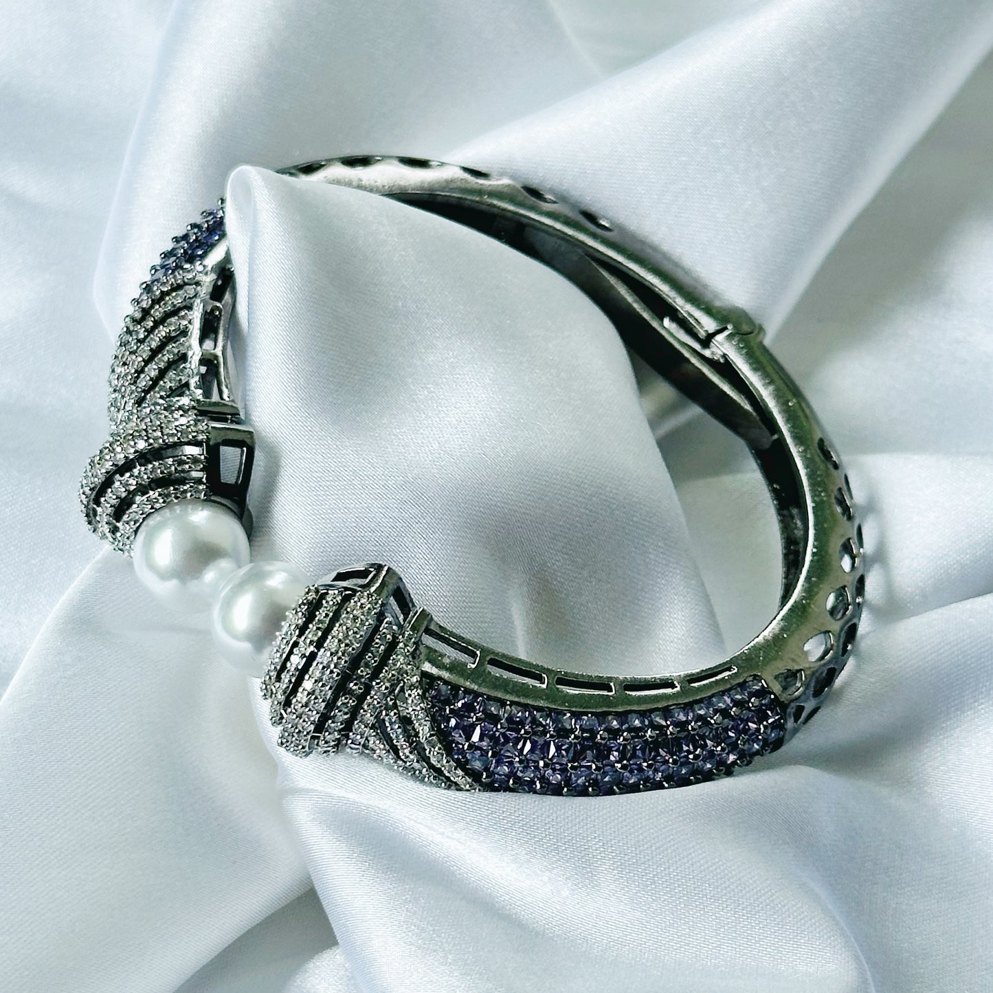 Light Purple Amethyst Cubic Zircon American Diamond Victorian Plated Bangle Bracelet