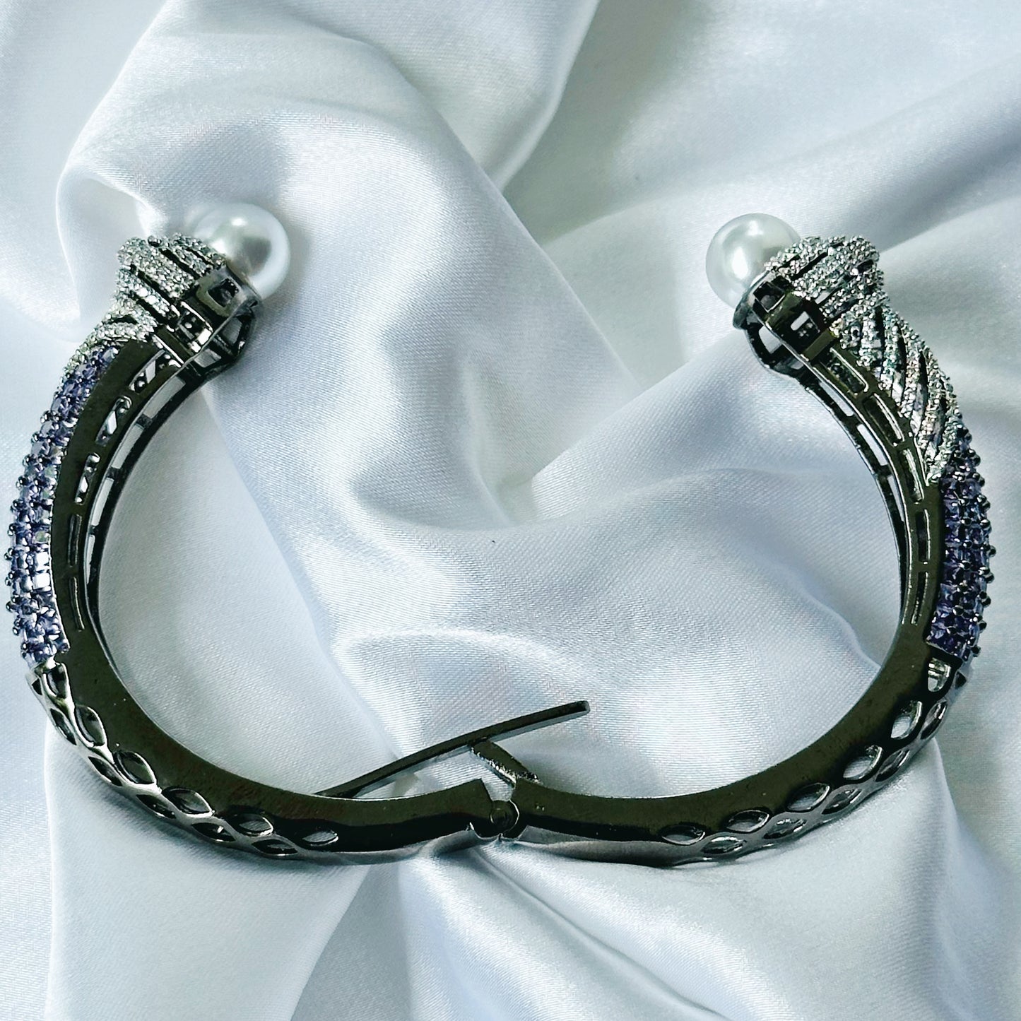 Light Purple Amethyst Cubic Zircon American Diamond Victorian Plated Bangle Bracelet