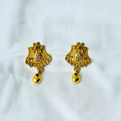 Floral Leaf Design American Diamond 1 Micron Gold Plated Pendant Set