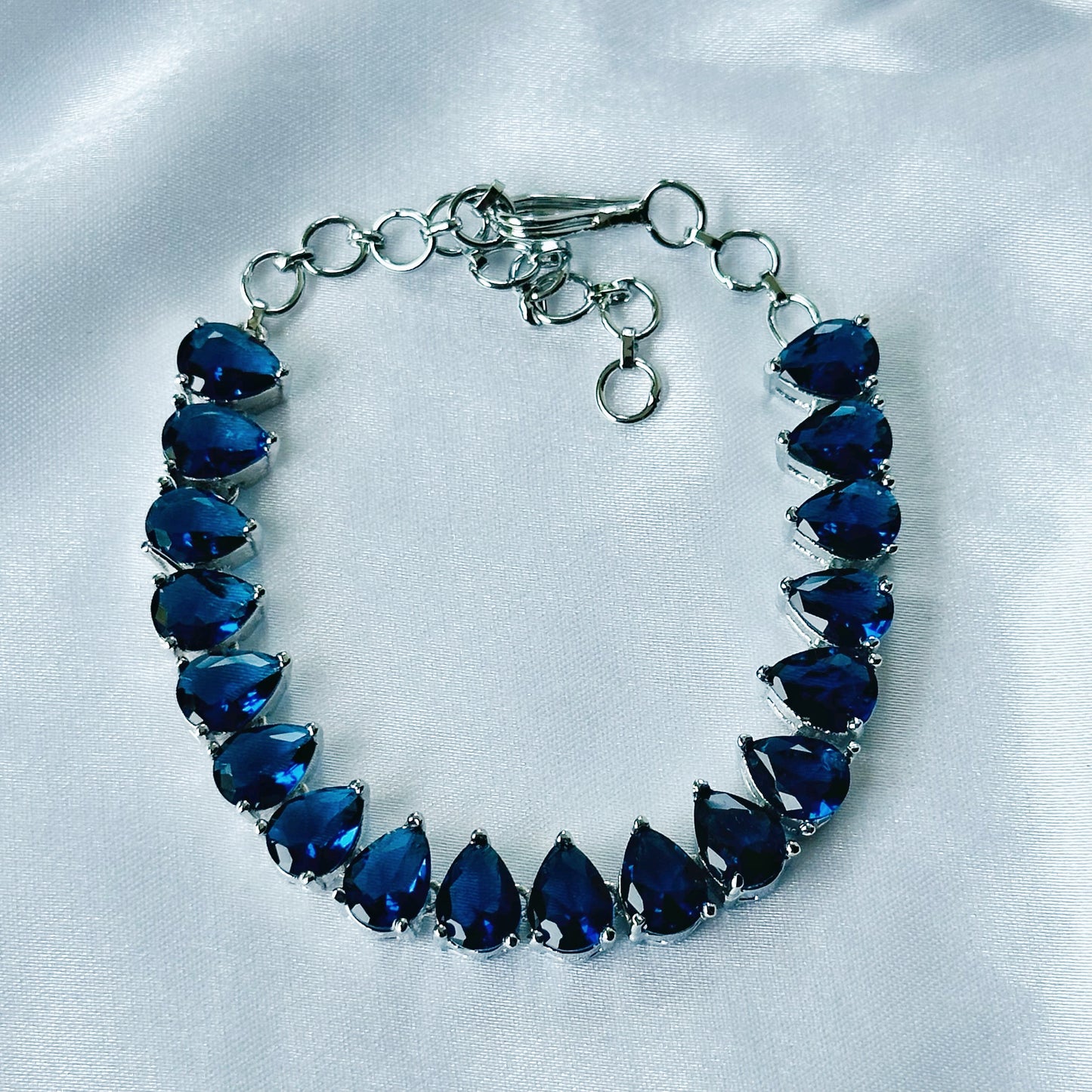 Blue Sapphire Cubic Zircon Stone American Diamond Silver Plated Chain Bracelet