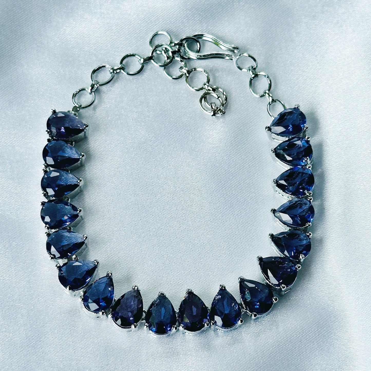 Deep Purple Amethyst Cubic Zircon Stone American Diamond Silver Plated Chain Bracelet