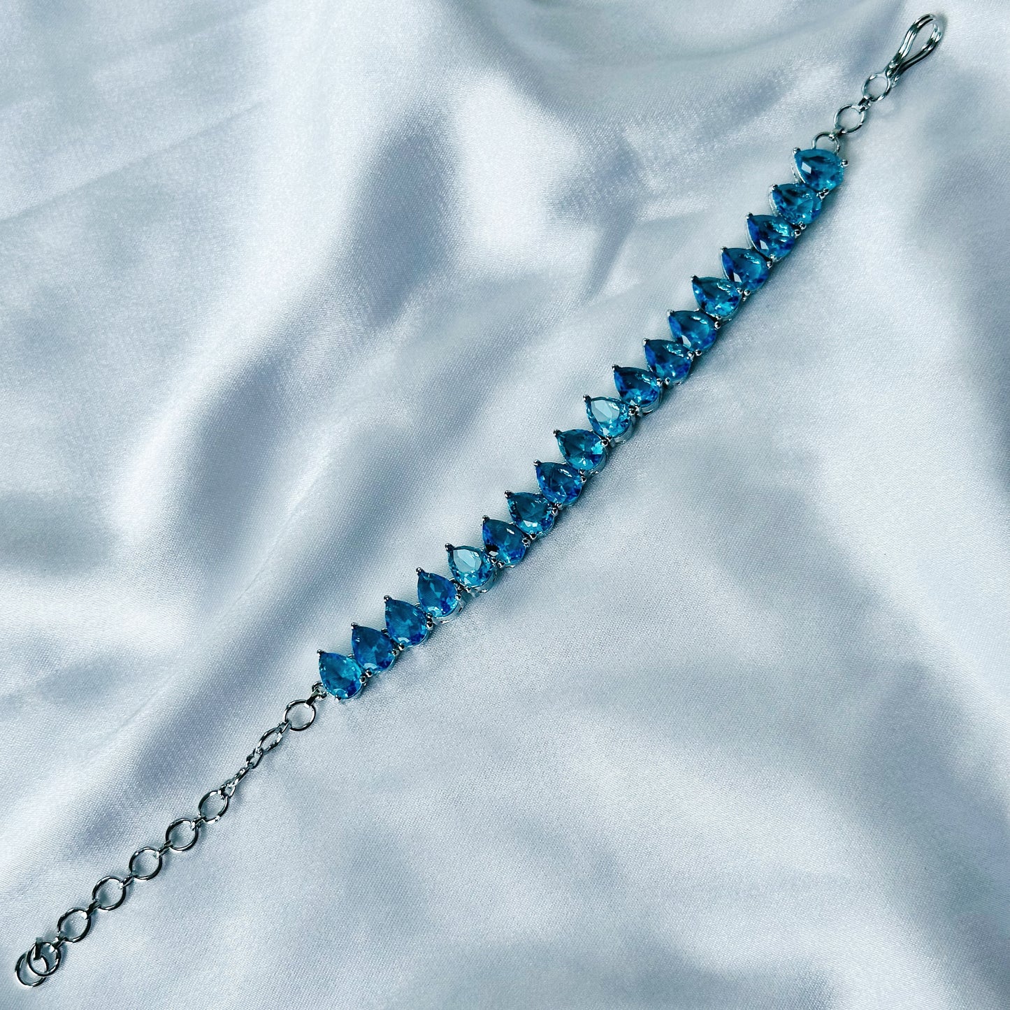 Aqua Blue Sapphire Cubic Zircon Stone American Diamond Silver Plated Chain Bracelet