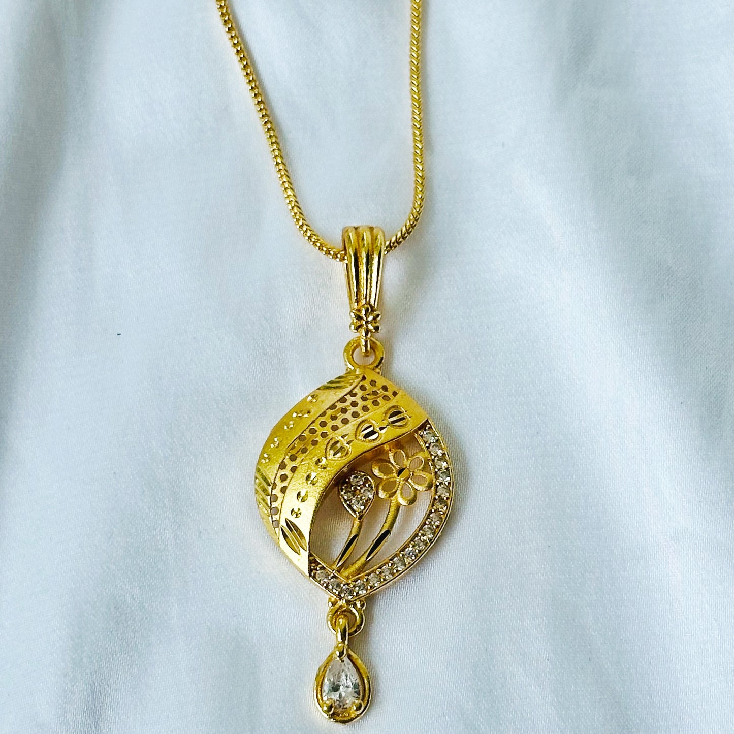 Leaf Drop Design American Diamond 1 Micron Gold Plated Pendant Set