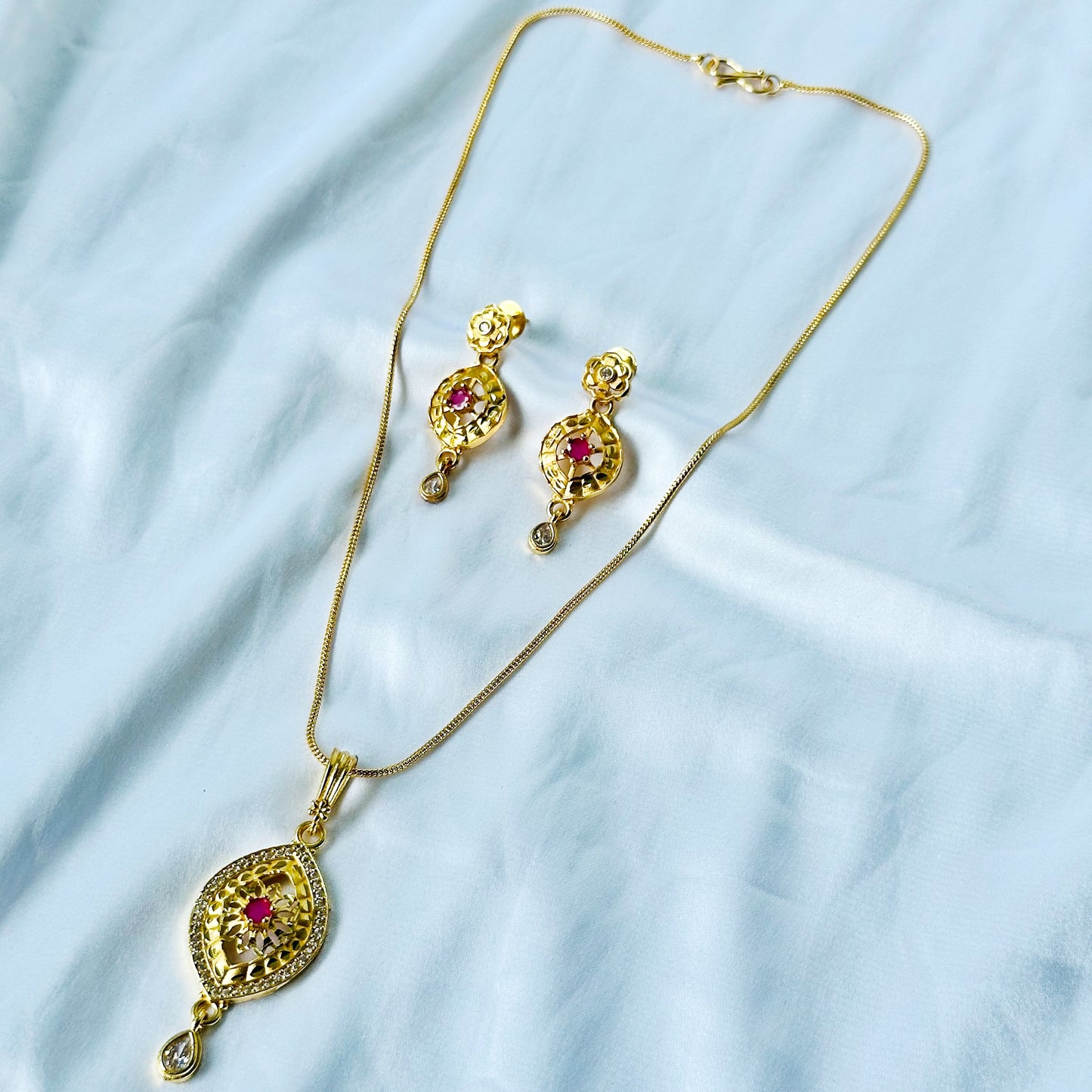 Floral Drop Design American Diamond 1 Micron Gold Plated Pendant Set