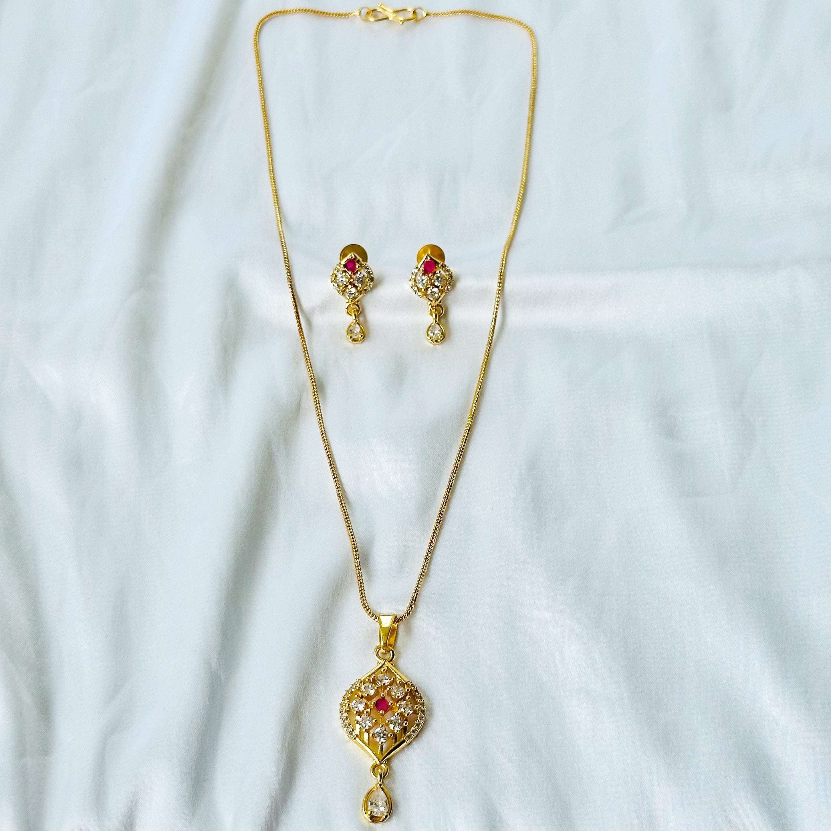 Drop Design American Diamond 1 Micron Gold Plated Pendant Set
