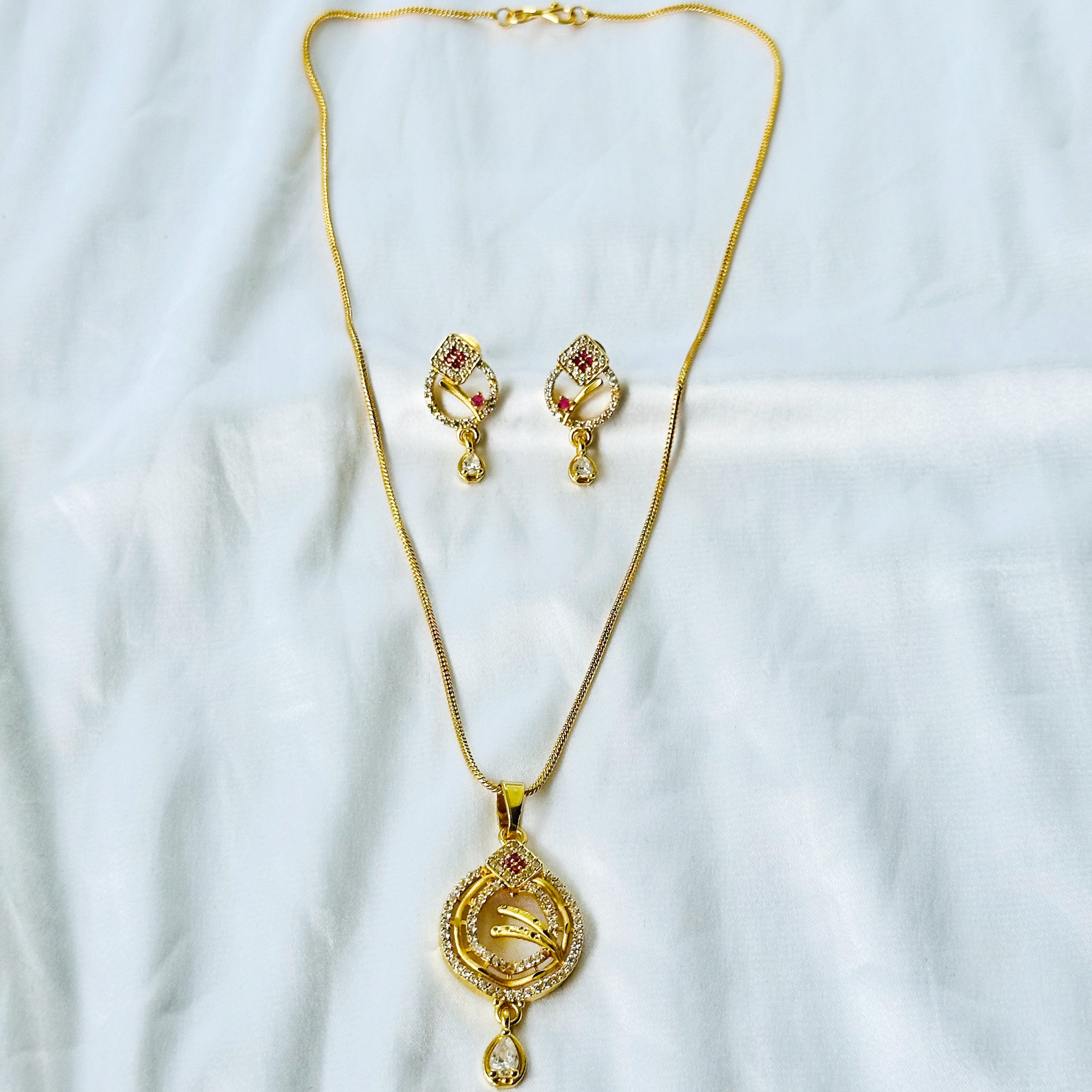 Drop Design American Diamond 1 Micron Gold Plated Pendant Set