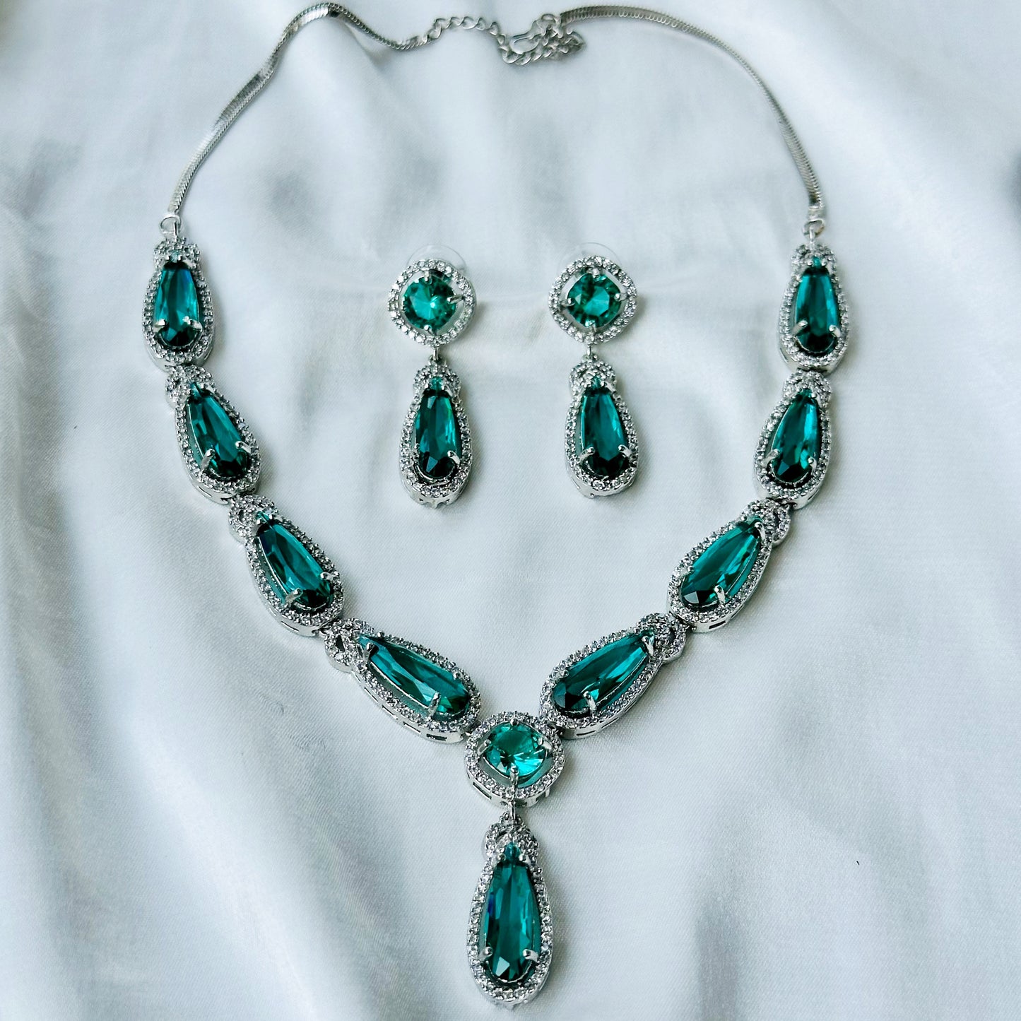 Sea Green Topaz Cubic Zircon Stone American Diamond Silver Plated Necklace Set