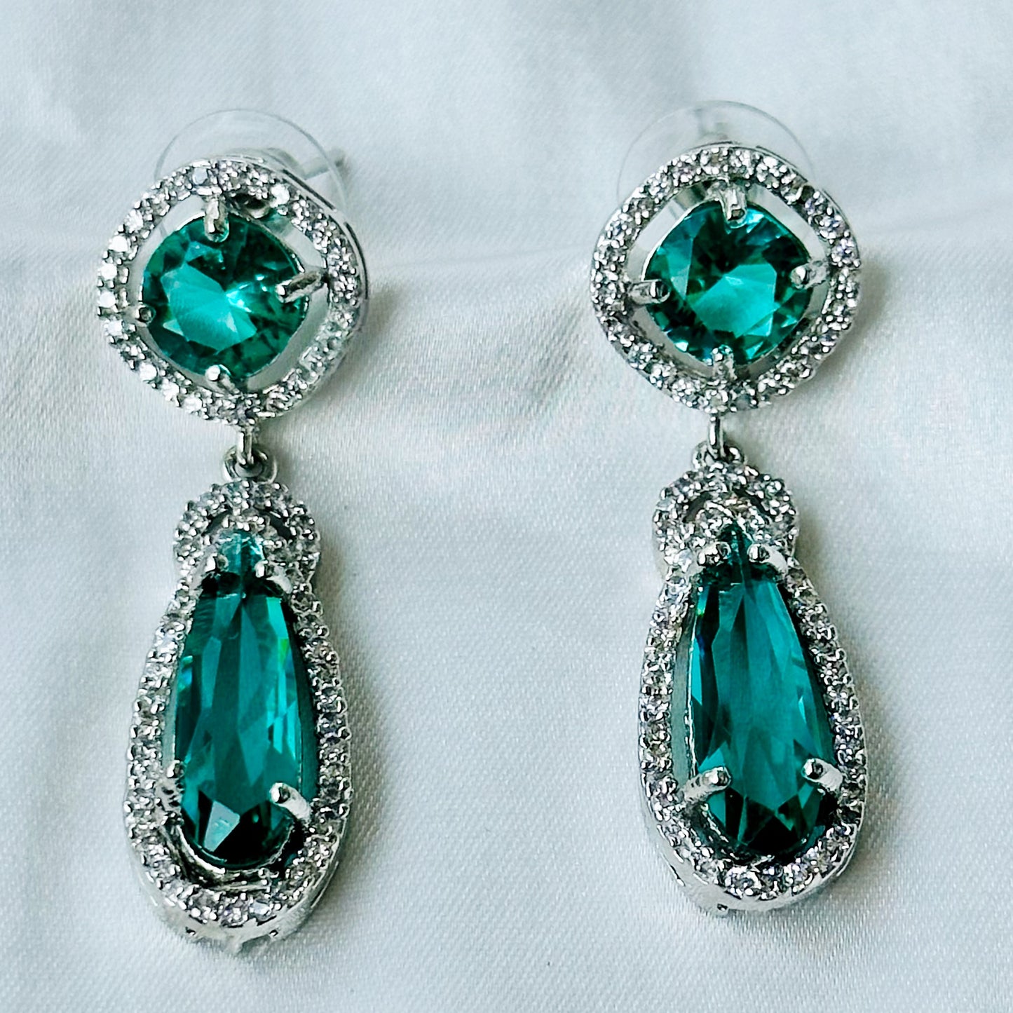 Sea Green Topaz Cubic Zircon Stone American Diamond Silver Plated Necklace Set