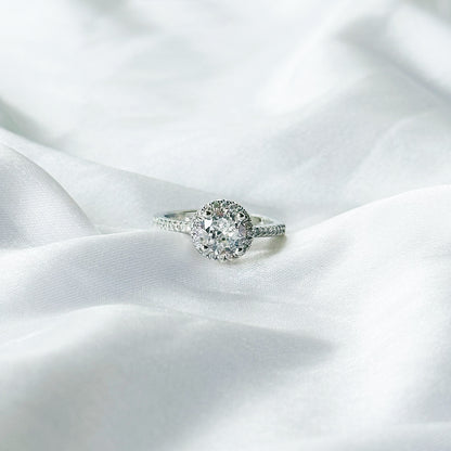 Solitaire Cubic Zircon Crushed Ice Cut Stone American Diamond Silver Plated Adjustable Ring