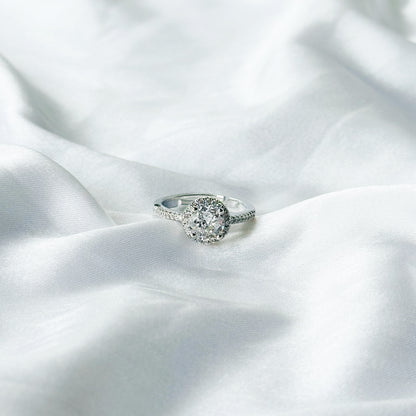 Solitaire Cubic Zircon Crushed Ice Cut Stone American Diamond Silver Plated Adjustable Ring