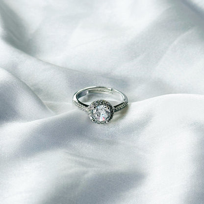 Solitaire Cubic Zircon Crushed Ice Cut Stone American Diamond Silver Plated Adjustable Ring