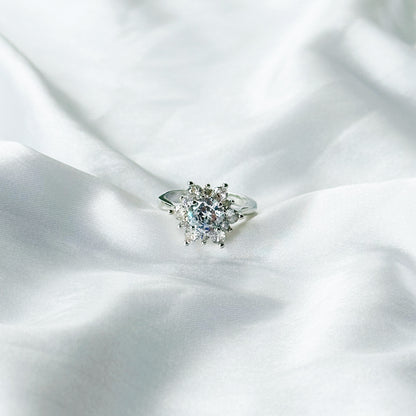 Solitaire Cubic Zircon Crushed Ice Cut Stone American Diamond Silver Plated Adjustable Ring