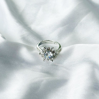 Solitaire Cubic Zircon Crushed Ice Cut Stone American Diamond Silver Plated Adjustable Ring