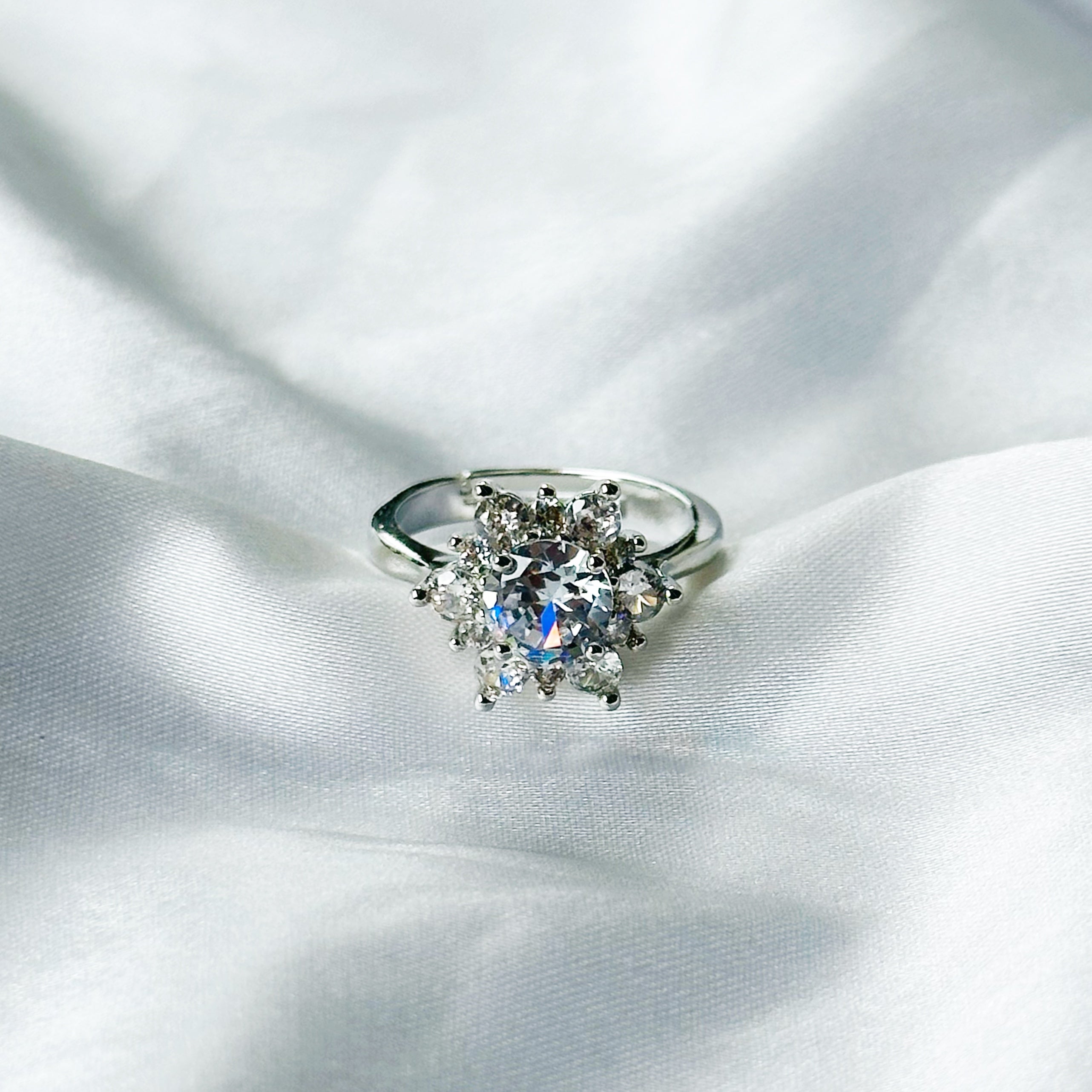 Solitaire Cubic Zircon Crushed Ice Cut Stone American Diamond Silver Plated Adjustable Ring